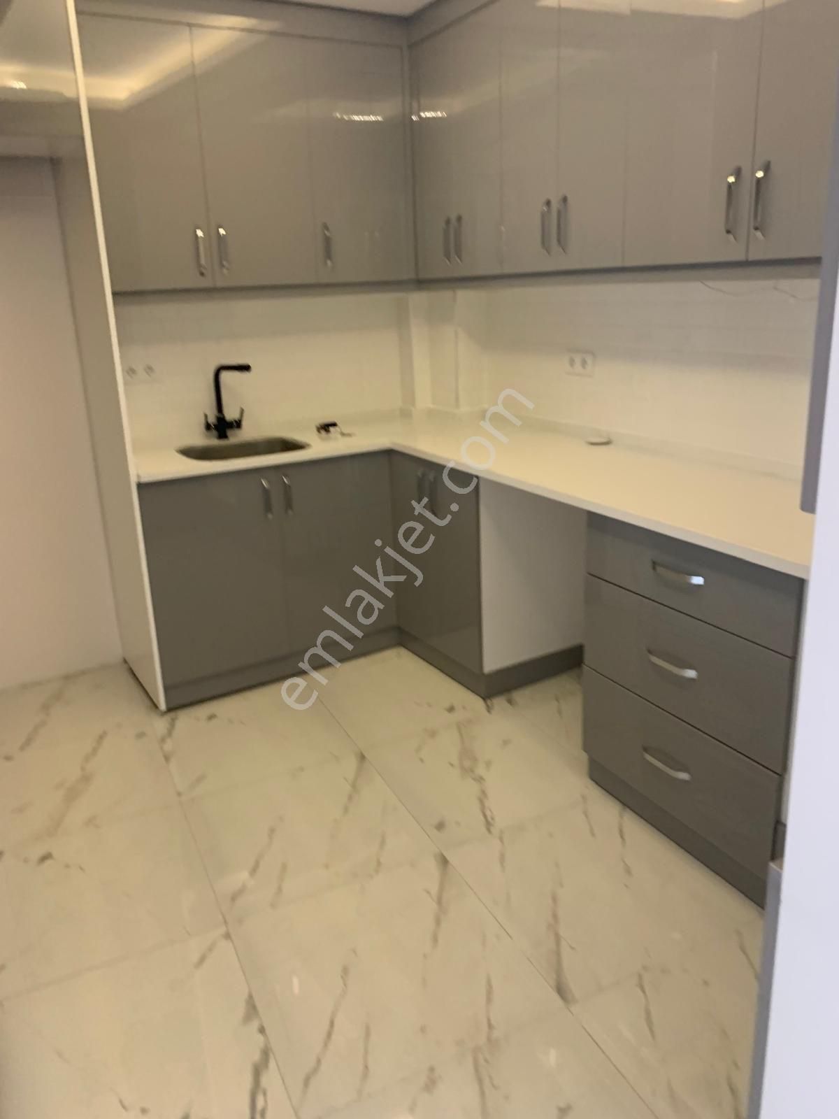 İzmir Konak Atilla Mahallesi İçi Full Yapılı Geniş 2+1 - Görsel 6