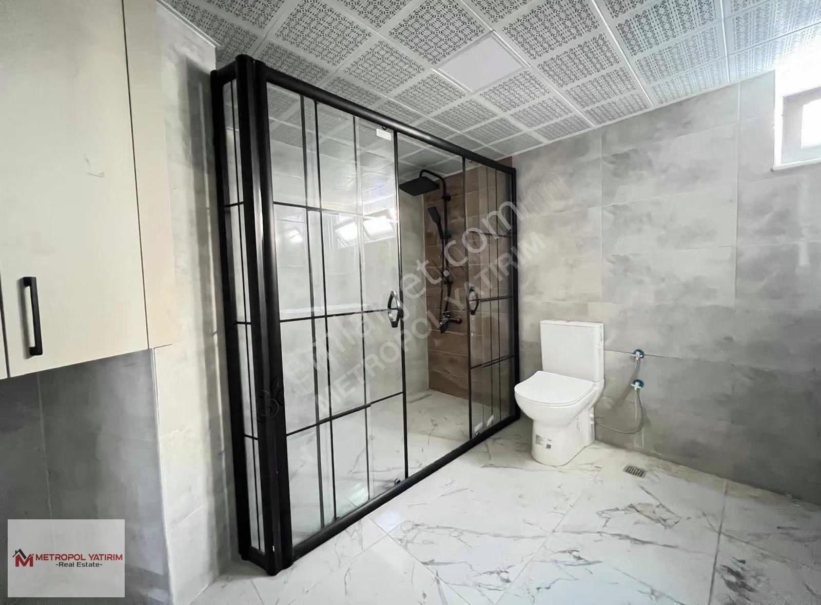 Kızıltoprak Meydan Tıp Yanı Katta Asansörlü 3+1 Ful Tadilatlı - Görsel 3