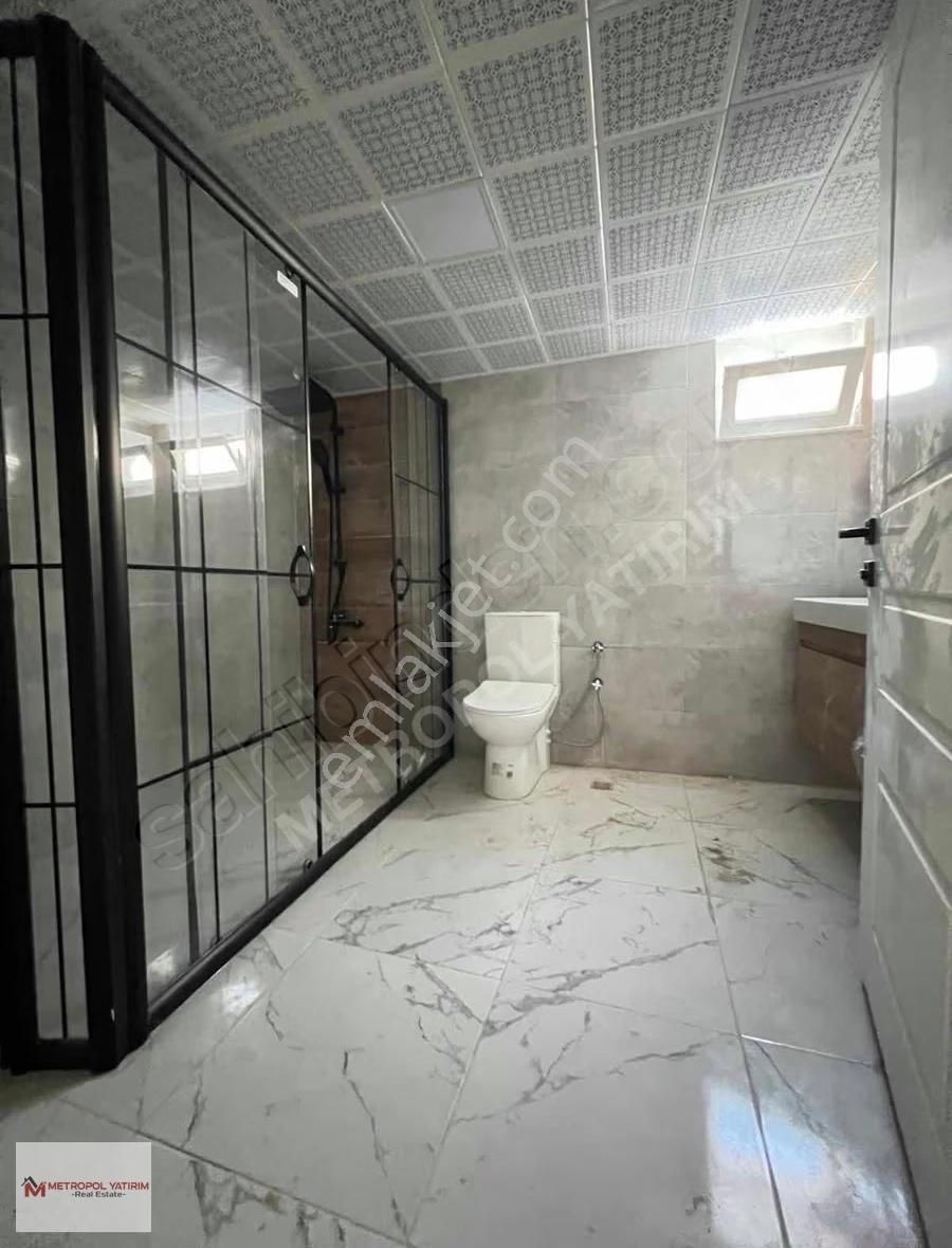 Kızıltoprak Meydan Tıp Yanı Katta Asansörlü 3+1 Ful Tadilatlı - Görsel 9