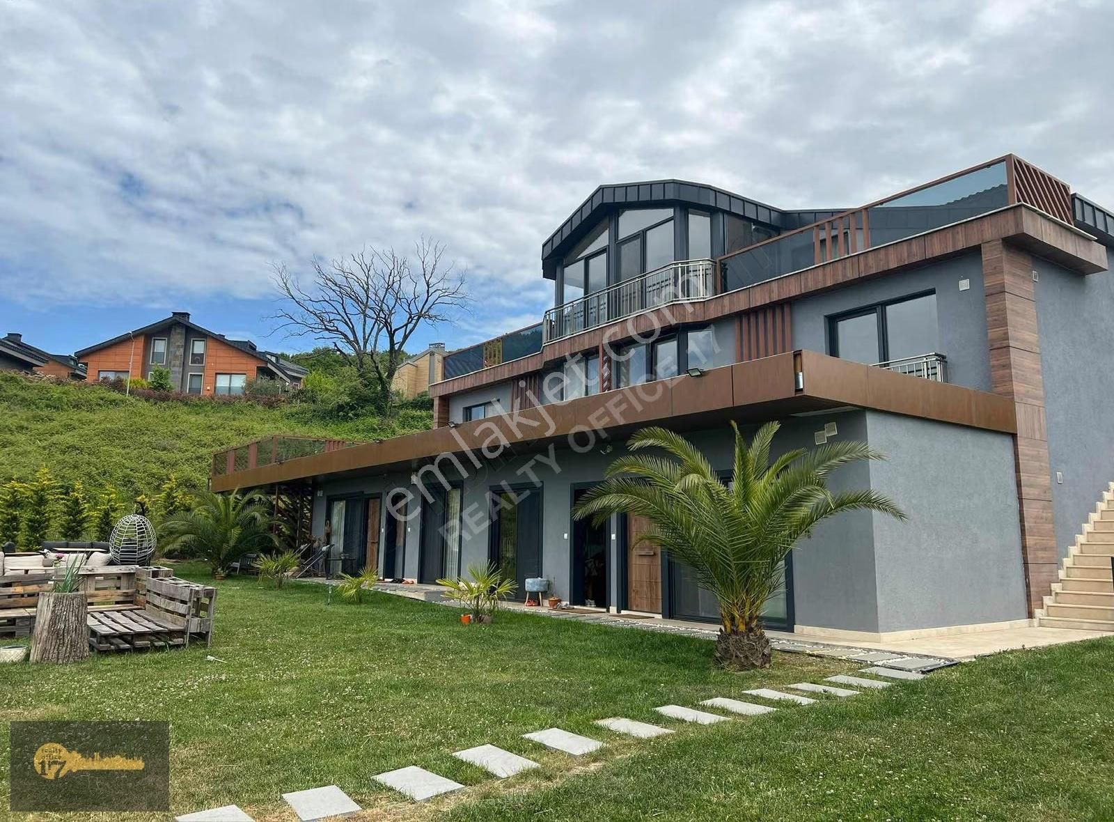 Zekeriyaköy Kiralık 3+1 120m2 Net 70m2 Daire