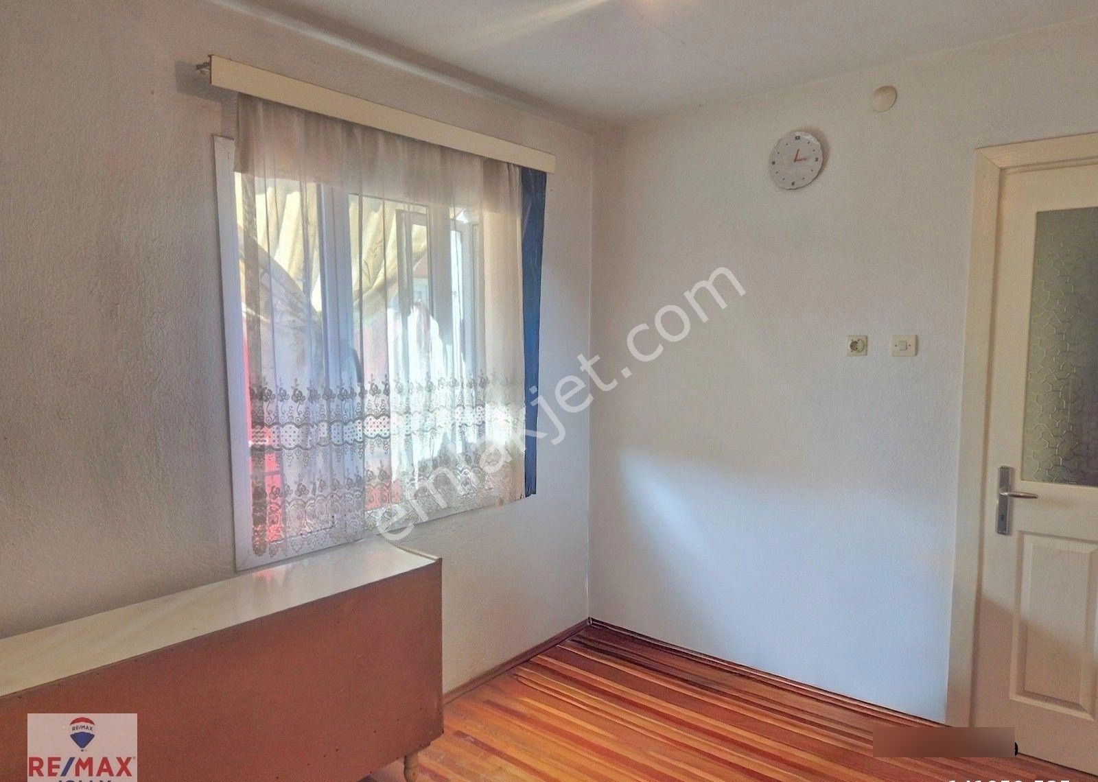 İzmir Bayraklı Tepekule Mahallesinde 2+1 Satılık Daire - Görsel 13