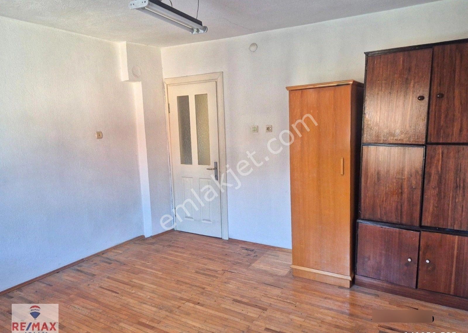 İzmir Bayraklı Tepekule Mahallesinde 2+1 Satılık Daire - Görsel 10