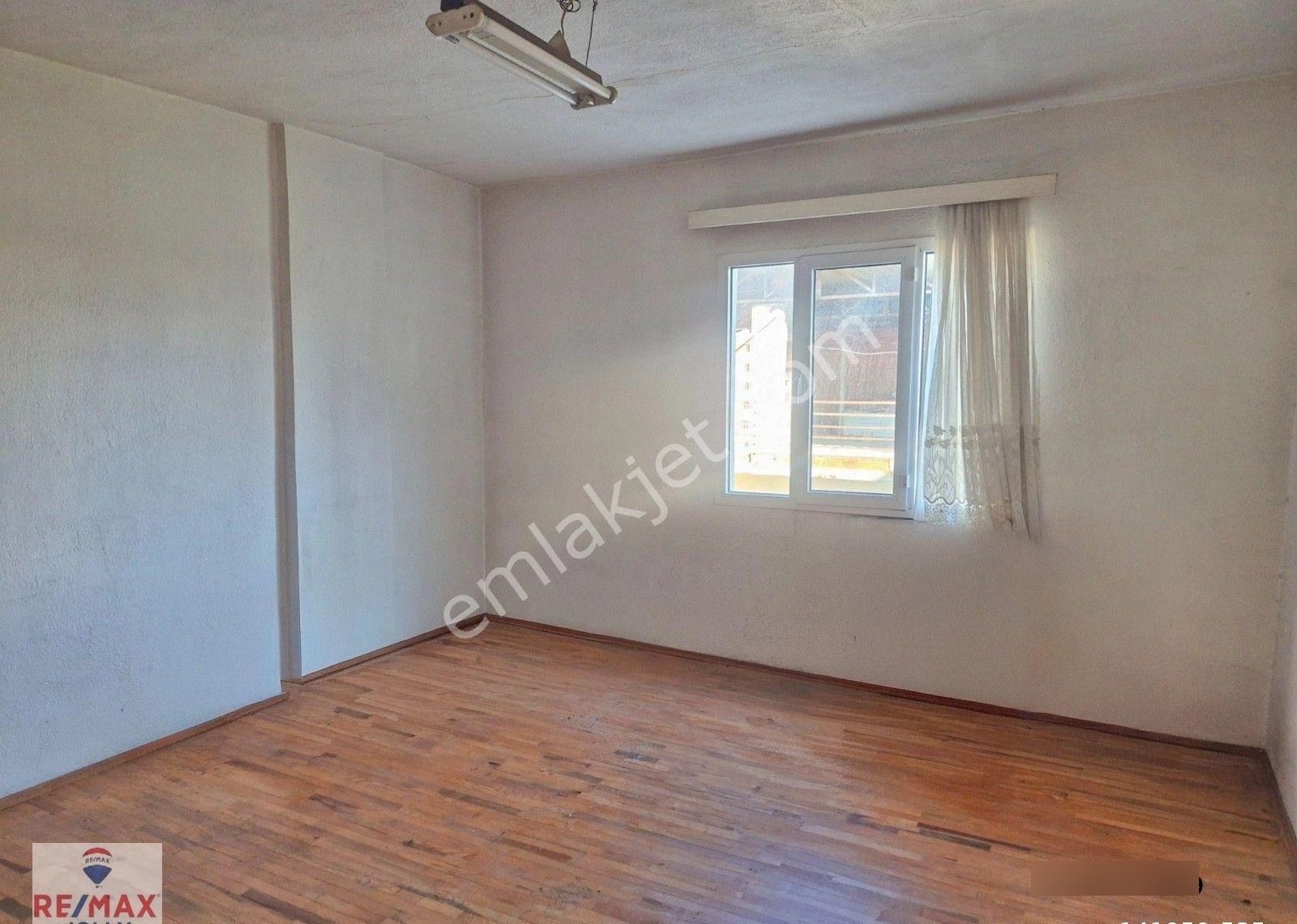 İzmir Bayraklı Tepekule Mahallesinde 2+1 Satılık Daire - Görsel 12