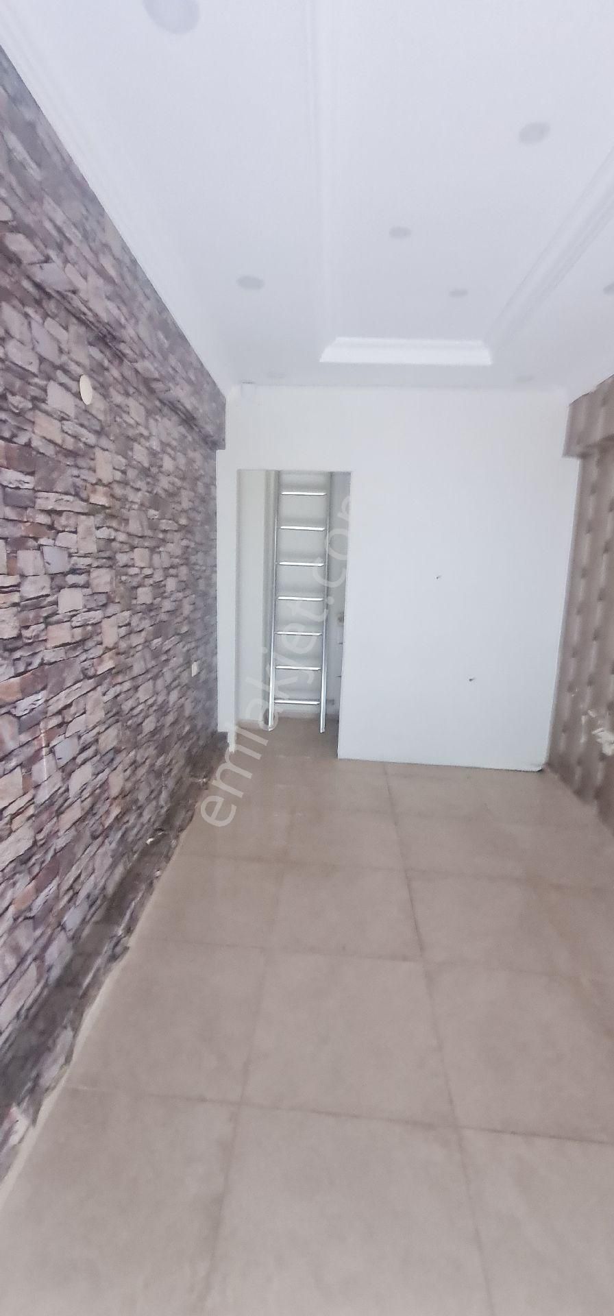 İzmir Konak Zafertepe Mahallesi Kiralık