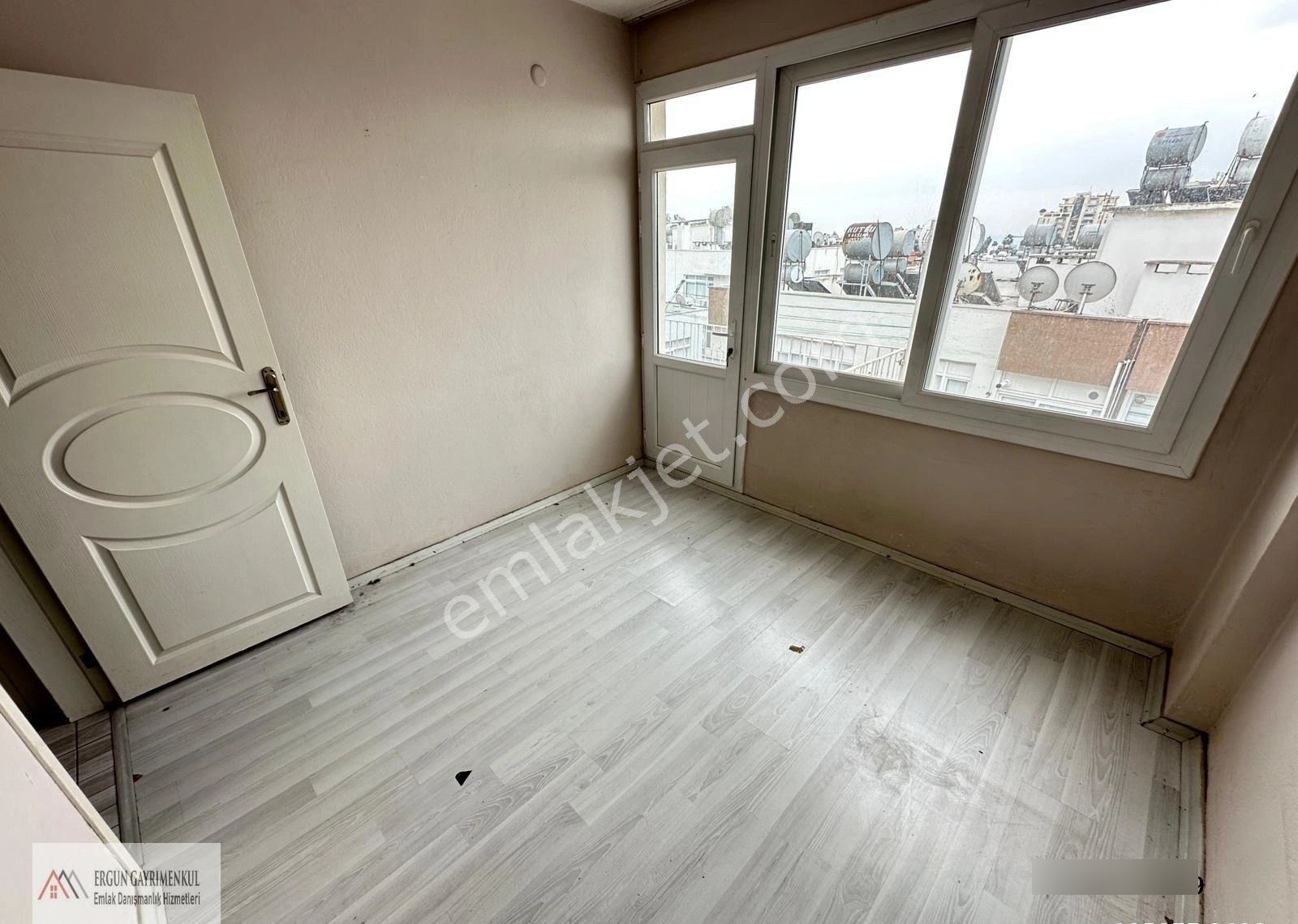 Pirireis Mahallesinde 3+1 Amerikan Mutfak İçi Temiz Kiralık - Görsel 21