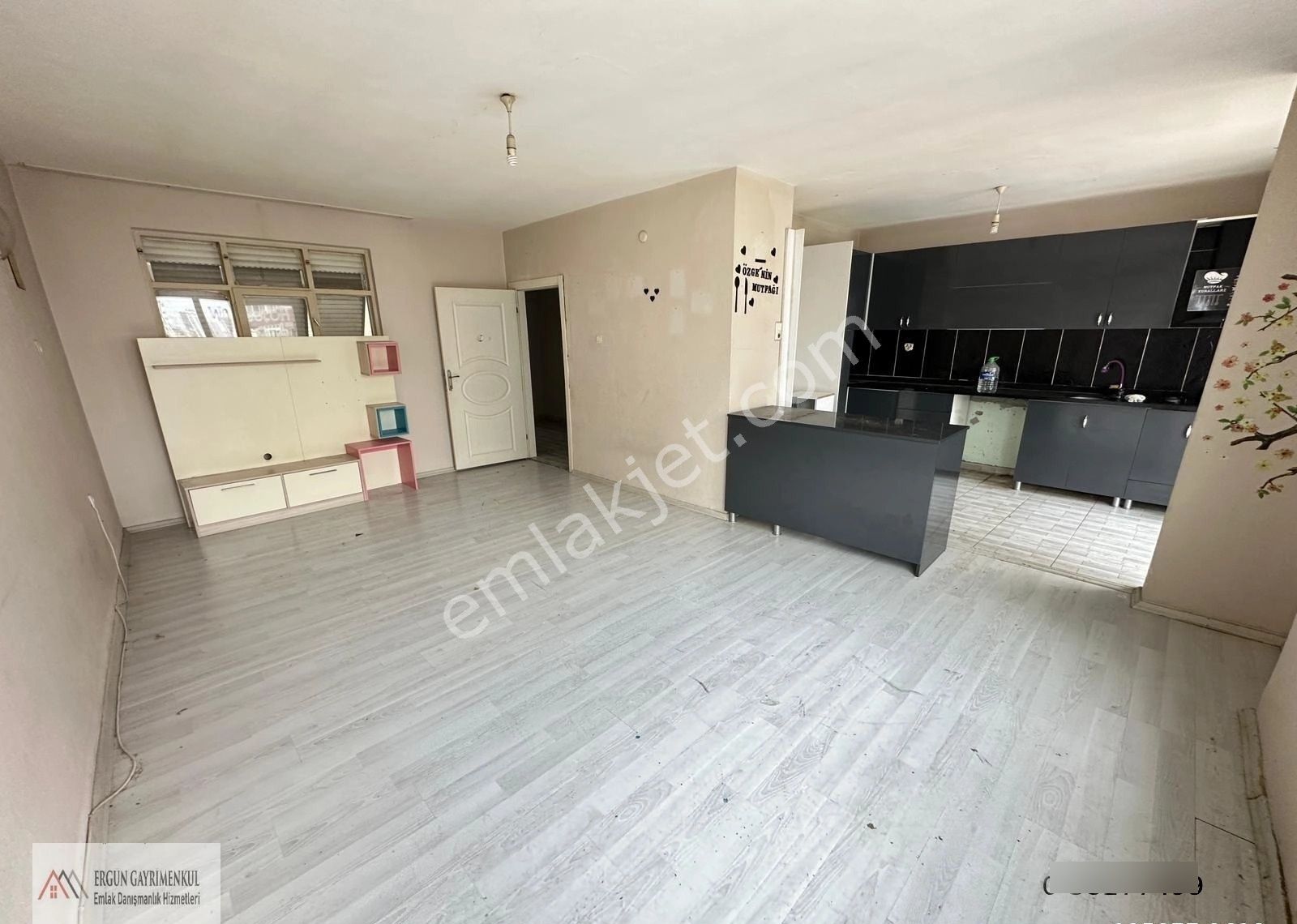 Pirireis Mahallesinde 3+1 Amerikan Mutfak İçi Temiz Kiralık - Görsel 24