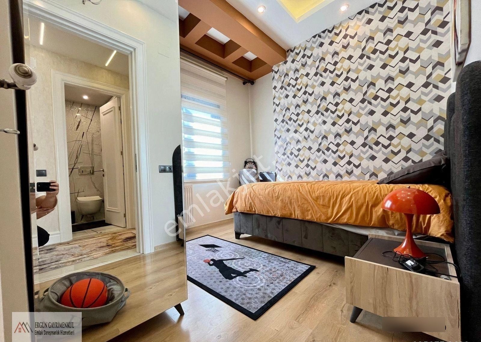 Havuzlu Site İçinde Bulunan Harika Lokasyonda 3+1 Kiralık Daire - Görsel 9