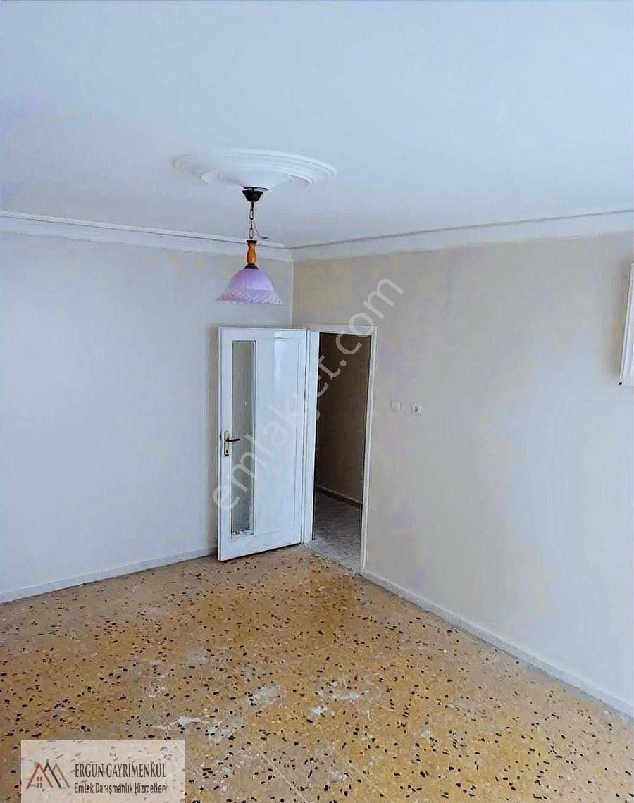 İnönü Mahallesinde 3+1 Geniş Oturum Merkezi Lokasyon Daire