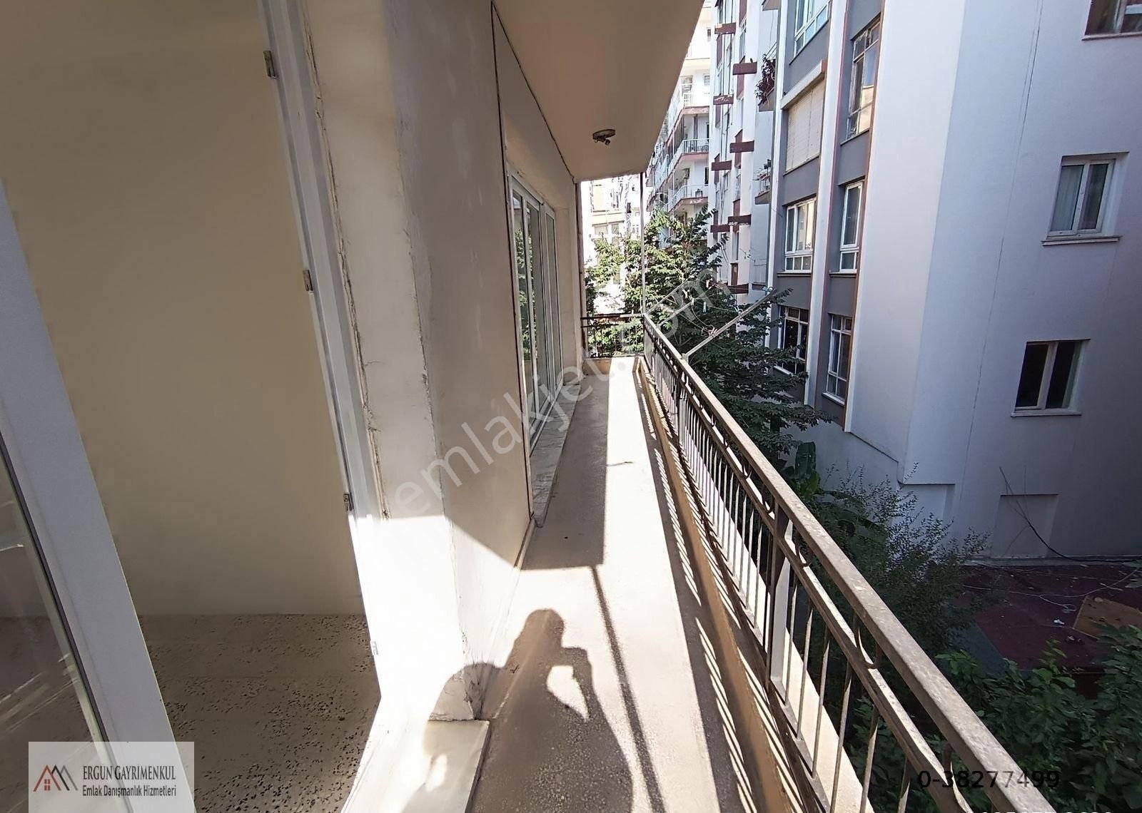 Ergünden Güvenevlerde Fırsat Satılık Alanya Sokağında 3+1 Daire - Görsel 4
