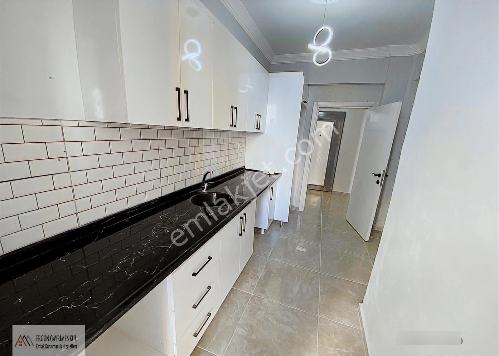 Ergünden Cumhuriyette Ara Kat İçi Full Yapılı Satılık 3+1 Daire - Görsel 20