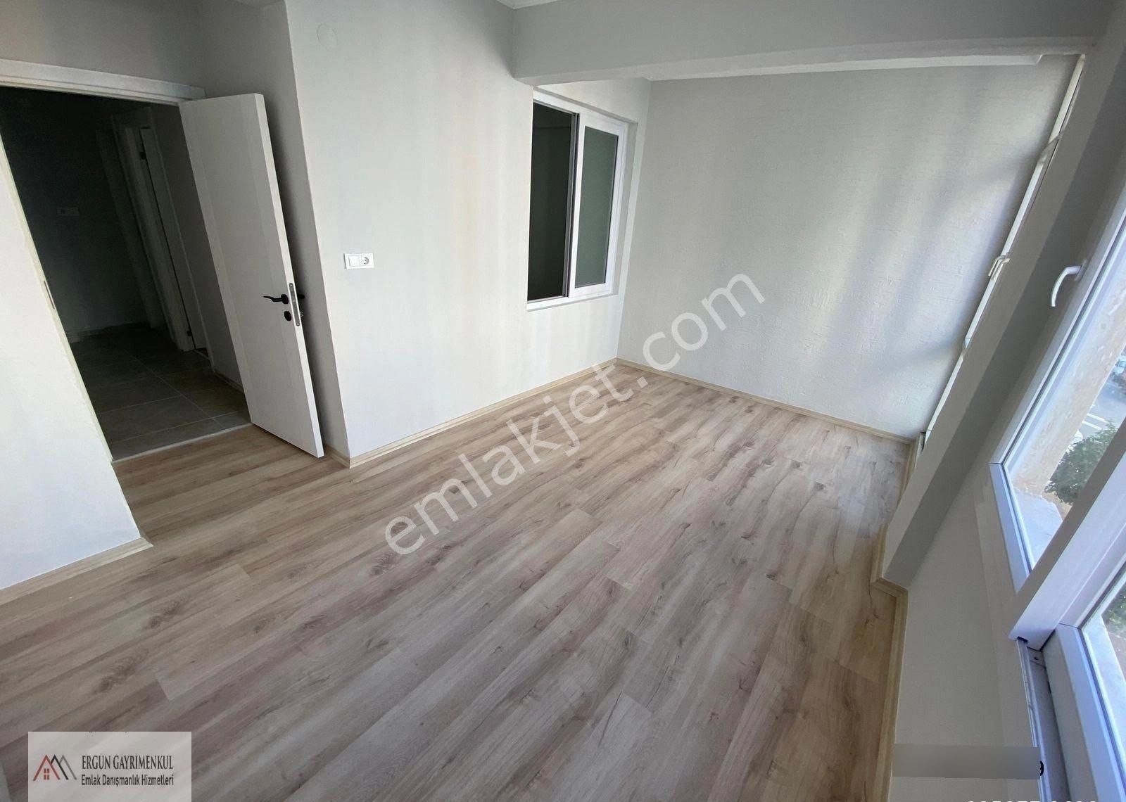 Ergünden Cumhuriyette Ara Kat İçi Full Yapılı Satılık 3+1 Daire - Görsel 32