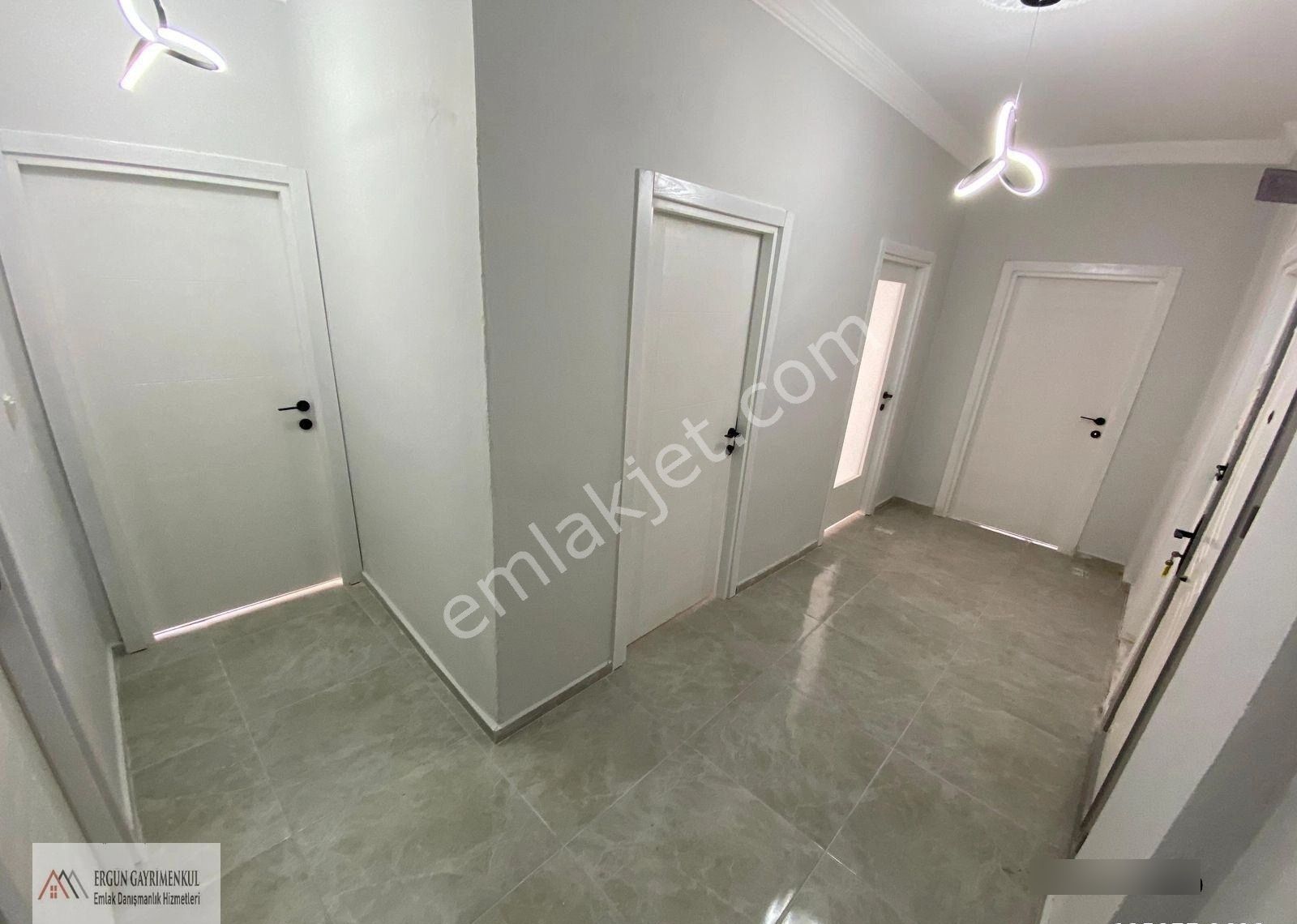 Ergünden Cumhuriyette Ara Kat İçi Full Yapılı Satılık 3+1 Daire - Görsel 26