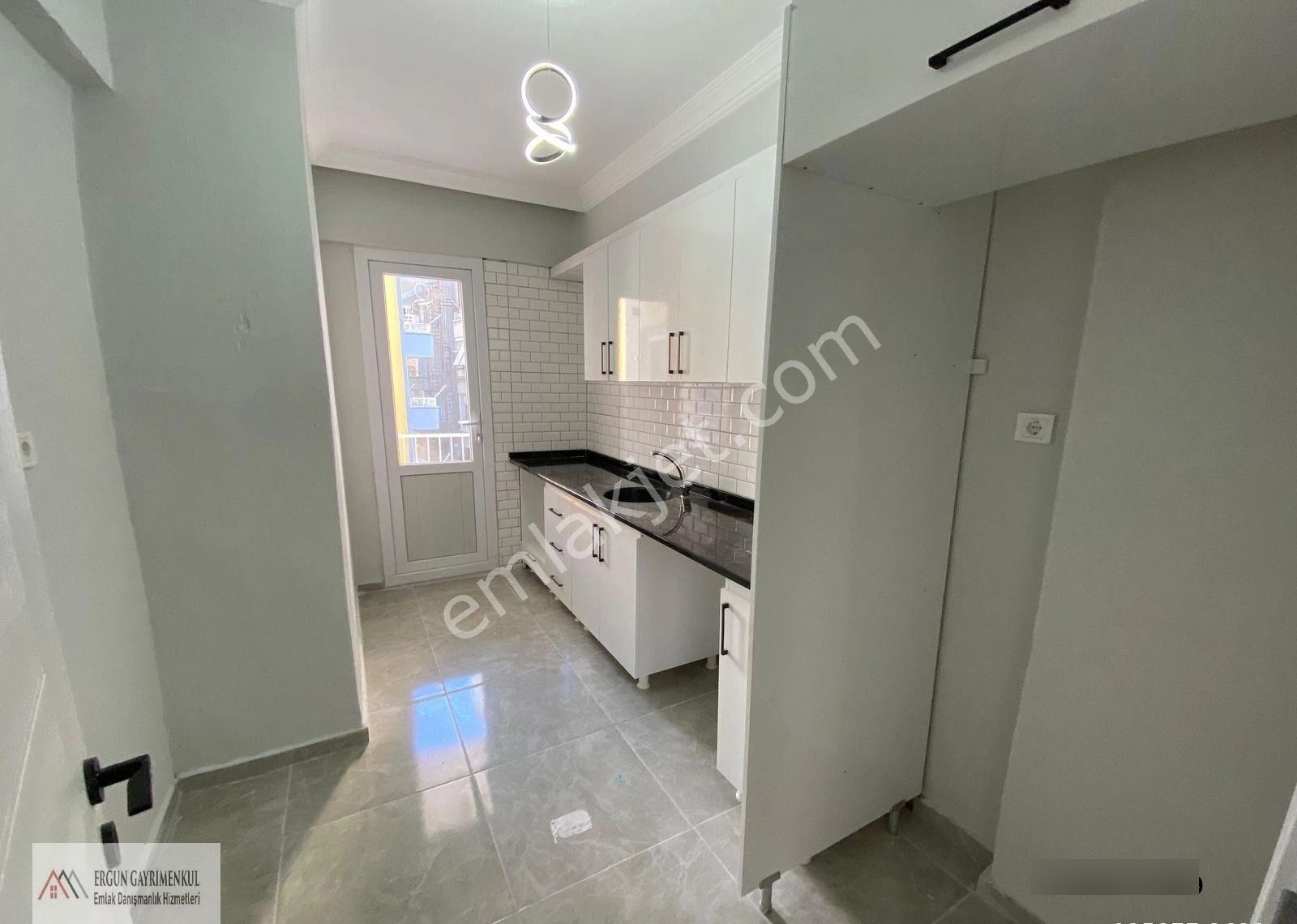 Ergünden Cumhuriyette Ara Kat İçi Full Yapılı Satılık 3+1 Daire - Görsel 33