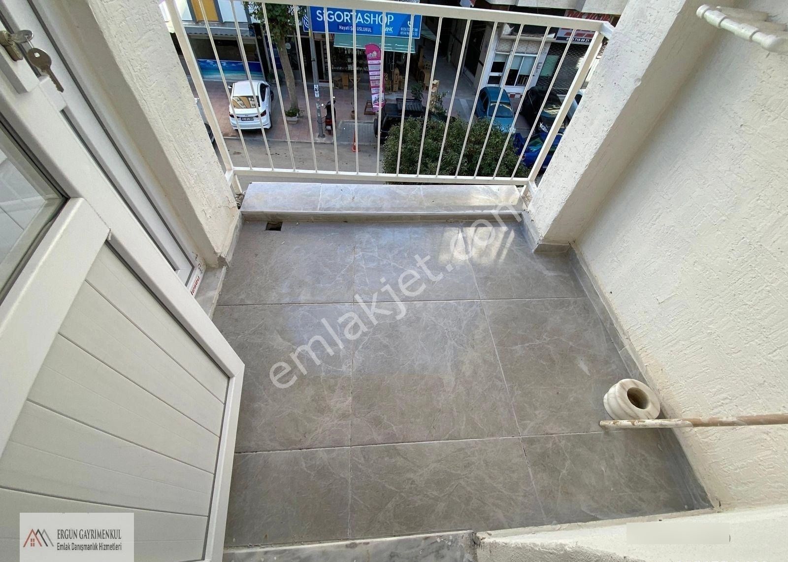 Ergünden Cumhuriyette Ara Kat İçi Full Yapılı Satılık 3+1 Daire - Görsel 18