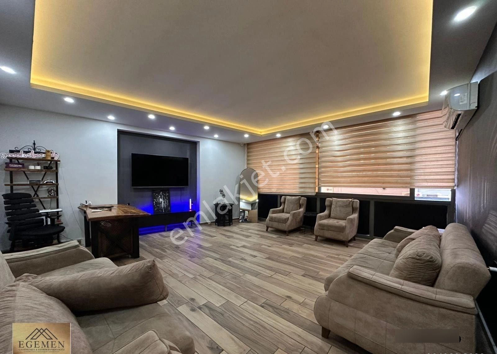 Kuşadası Merkezde Satılık İşyeri - Görsel 10