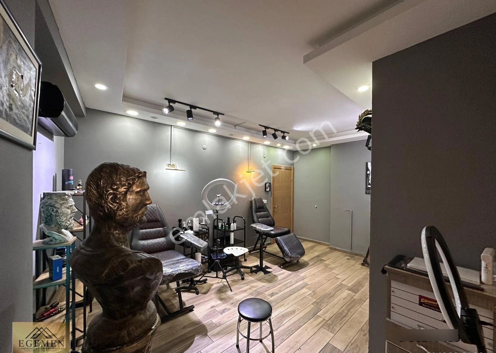 Kuşadası Merkezde Satılık İşyeri - Görsel 8