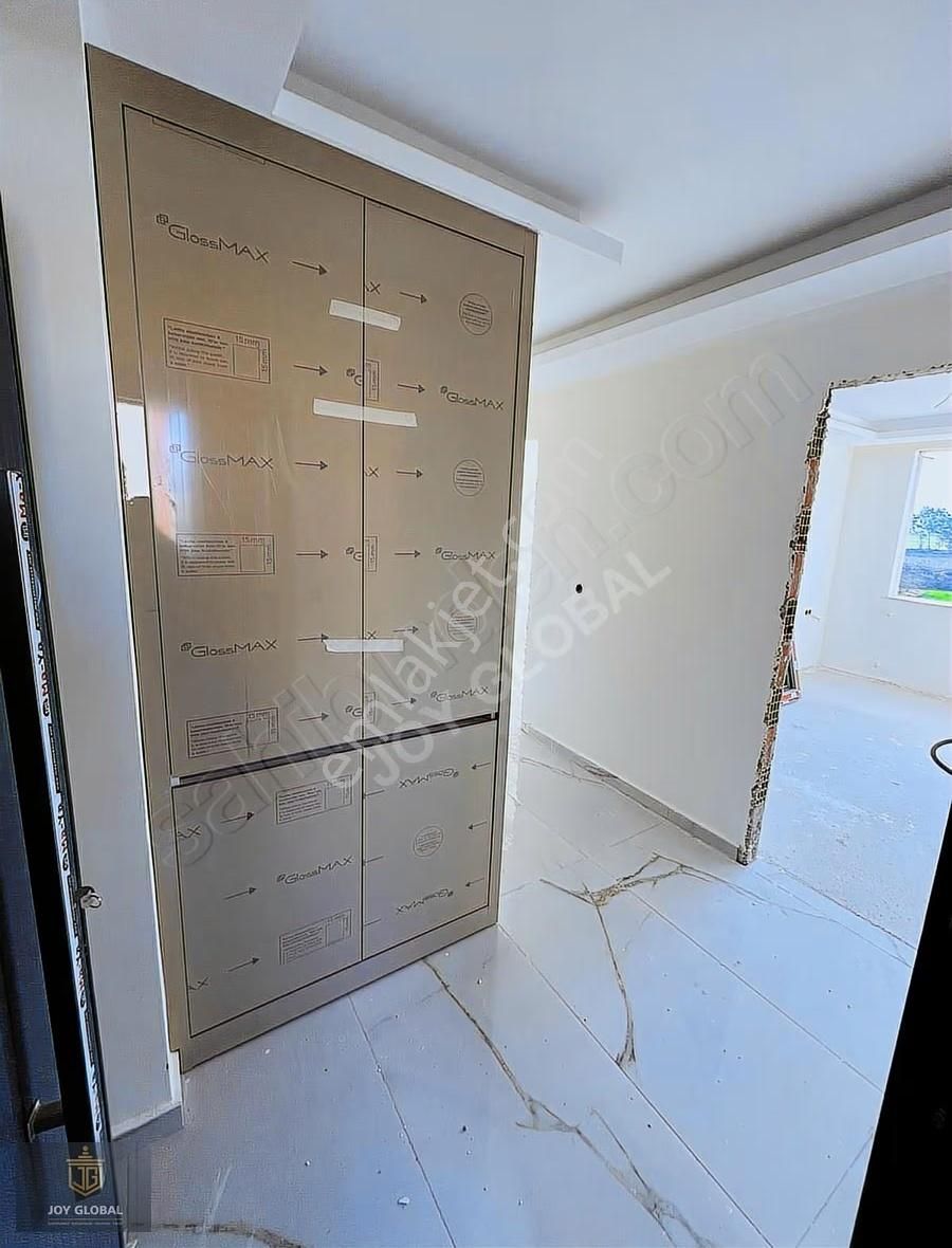 Yeniköyde Geniş Katta Asansörlü 2+1 Ayrı Mutfak Çift Balkonlu - Görsel 16