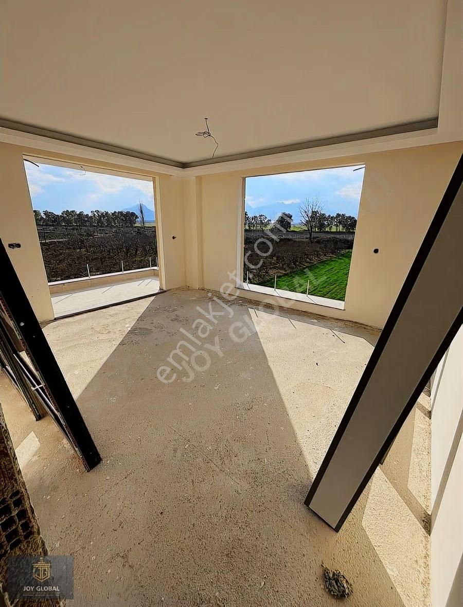 Yeniköyde Geniş Katta Asansörlü 2+1 Ayrı Mutfak Çift Balkonlu - Görsel 2