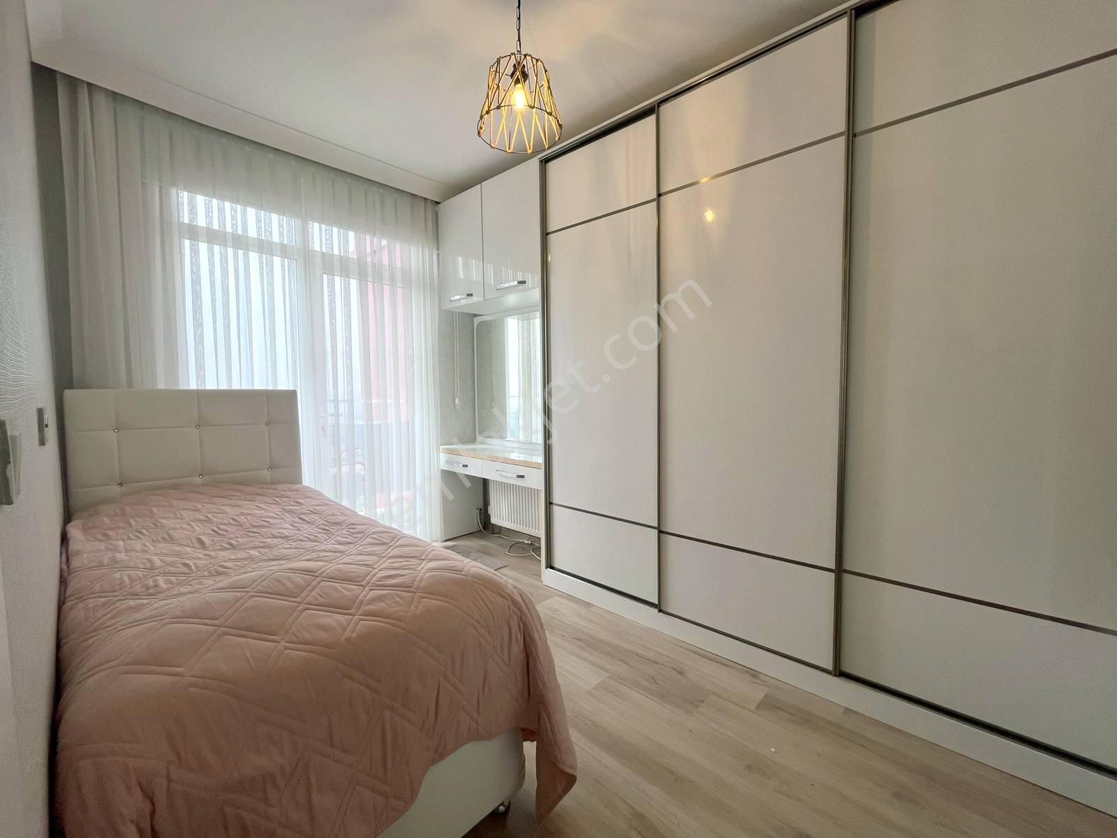 Eşyalı Satılık 1+1 Daire Çakırlar Bakan Tower'da - Görsel 5