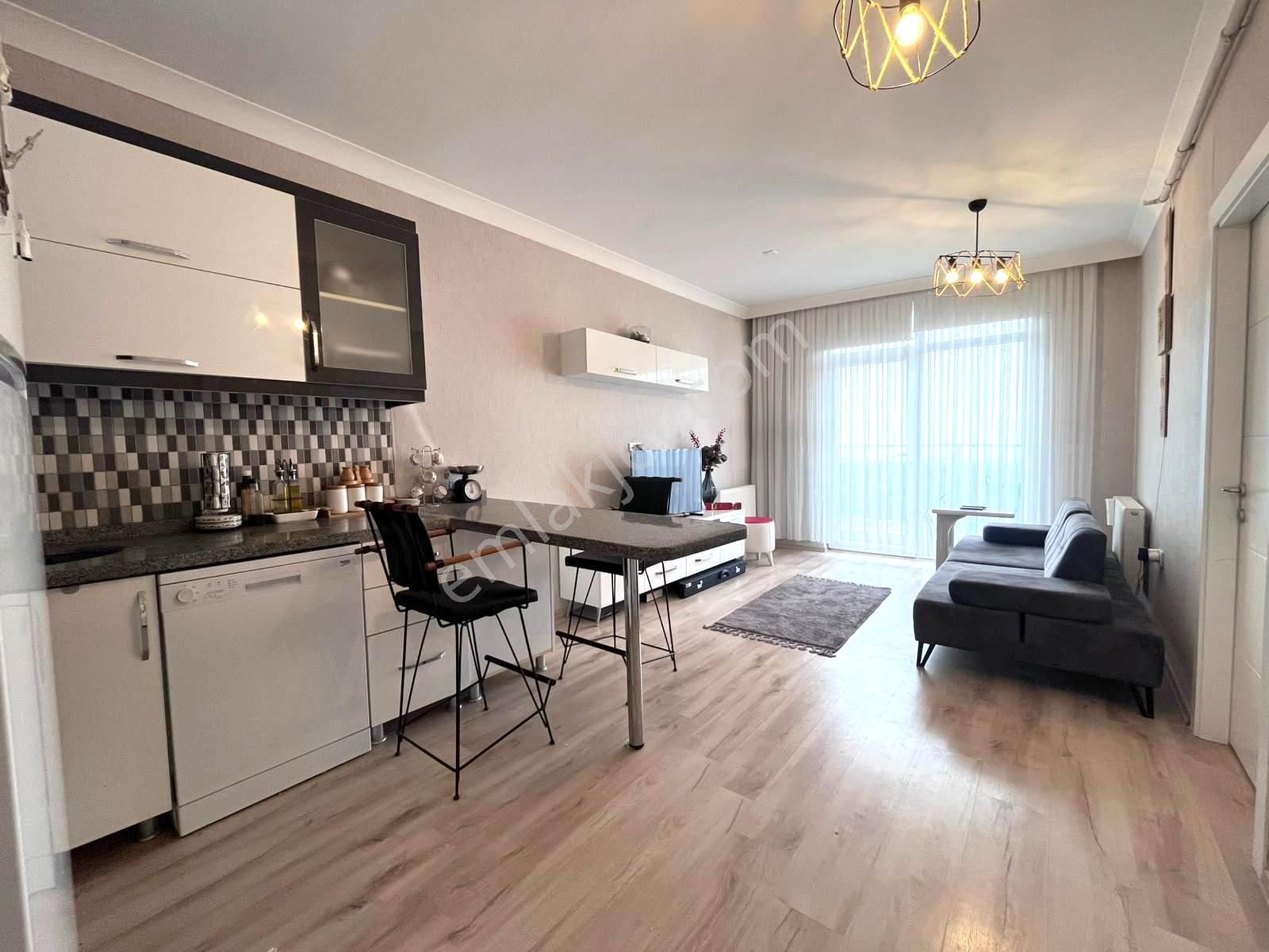 Eşyalı Satılık 1+1 Daire Çakırlar Bakan Tower'da - Görsel 11