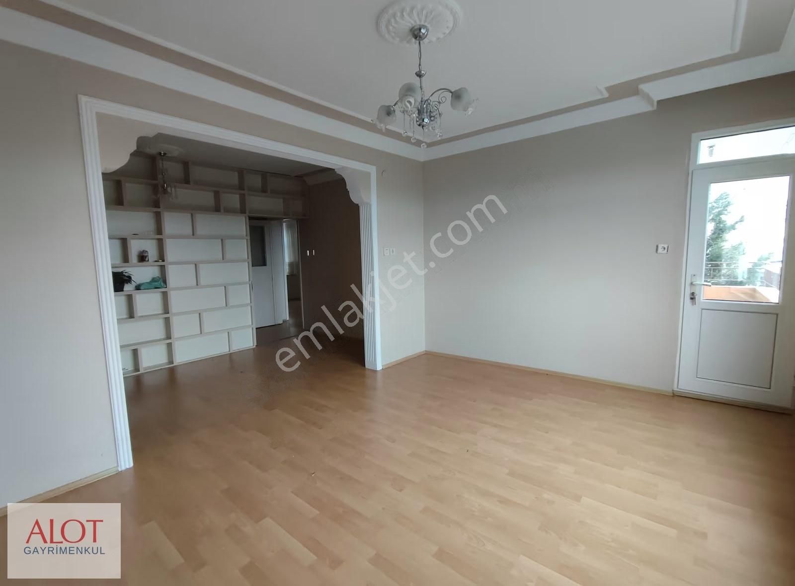 Küplücede Kiralık 2+1 Daire - Görsel 6