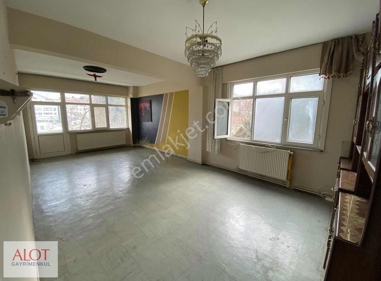 Kirazlıtepe 2+1 . 110m2 - Görsel 6
