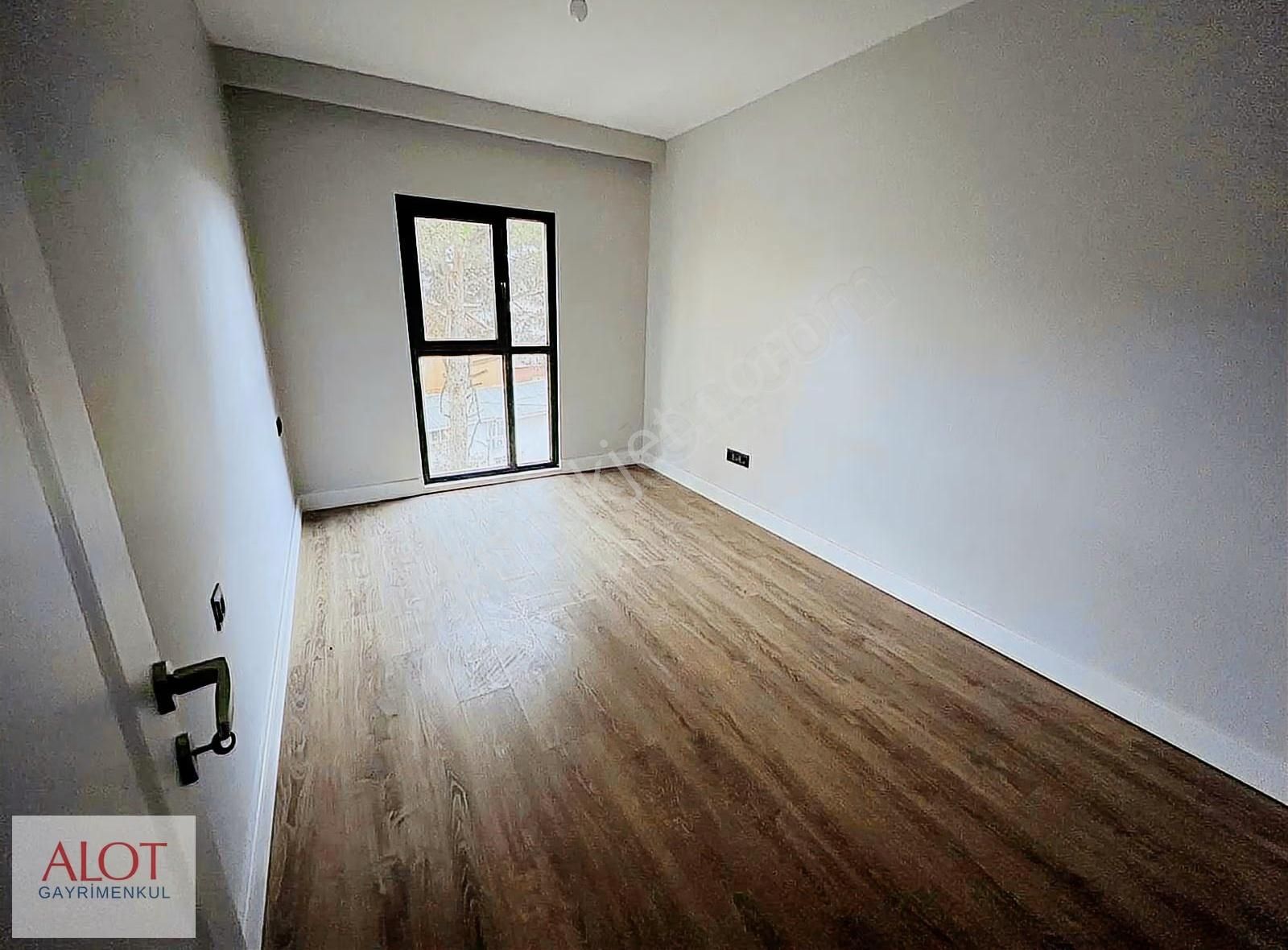 Üsküdar Çamlıca Emlak Konuttan Satılık 2+1 Daire - Görsel 13