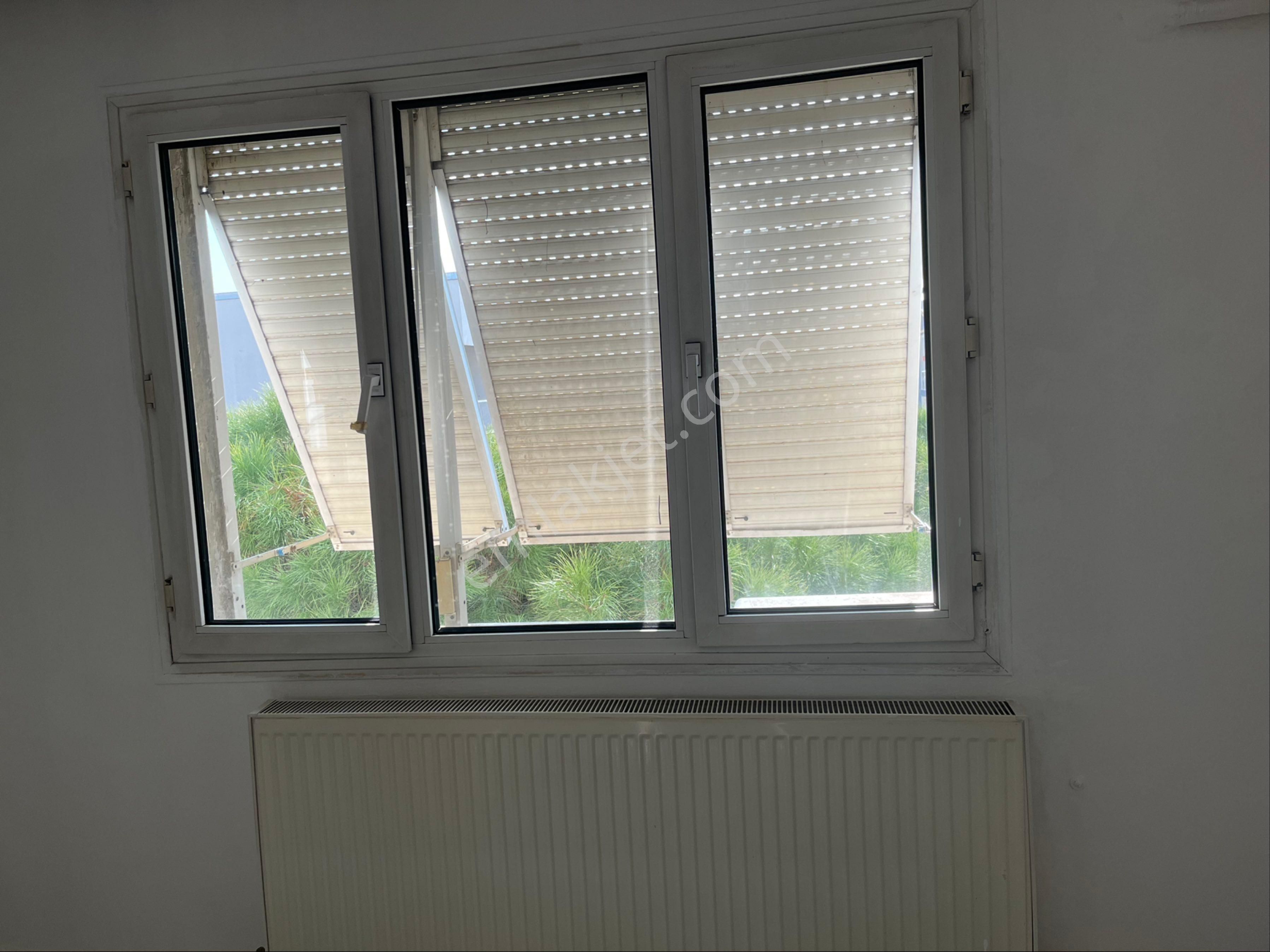 Denize Yakın Karşıyaka’da Ferah Kiralık Daire - Görsel 11