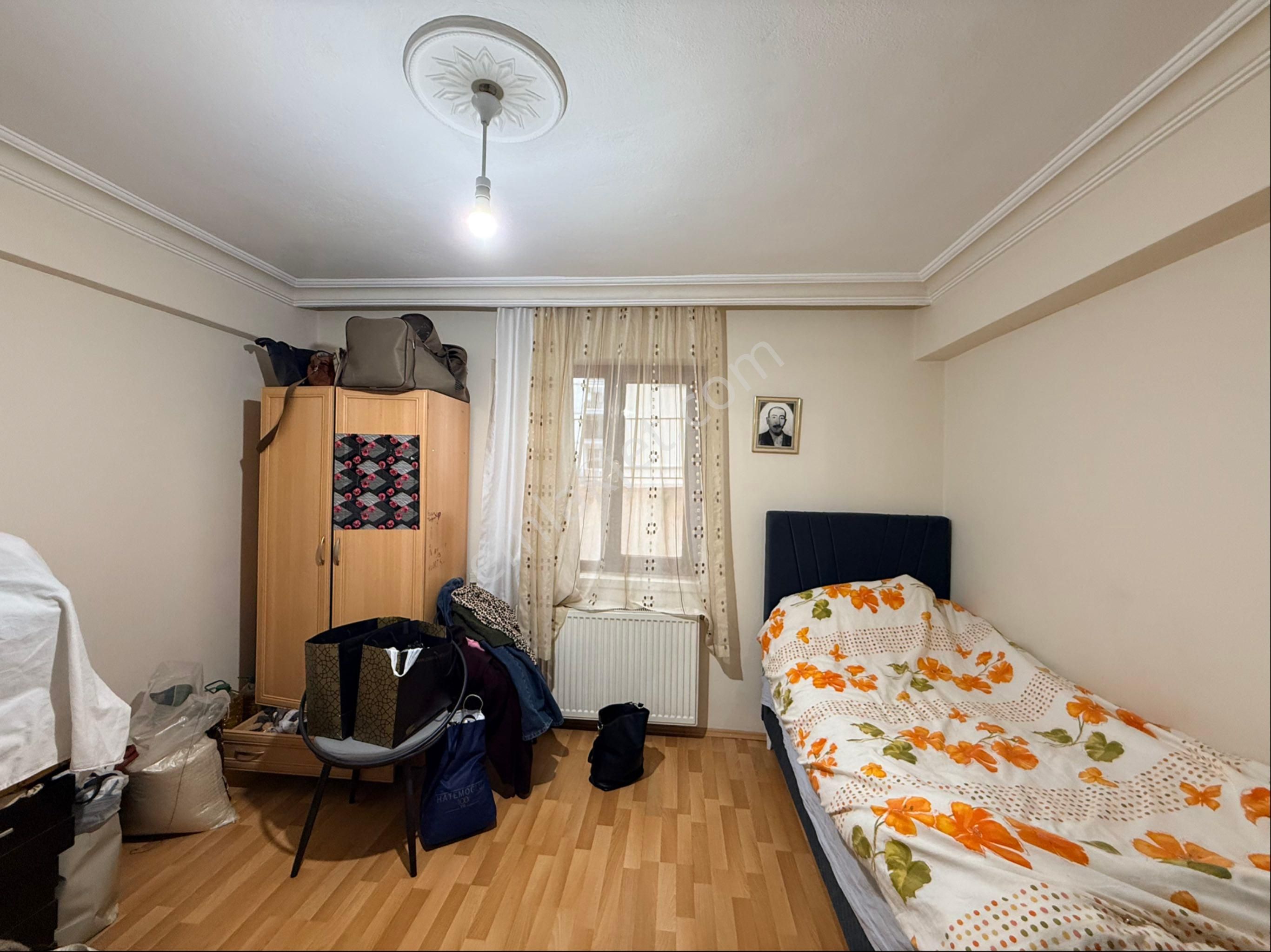 Satılık 3+1 Katta Daire - Görsel 14