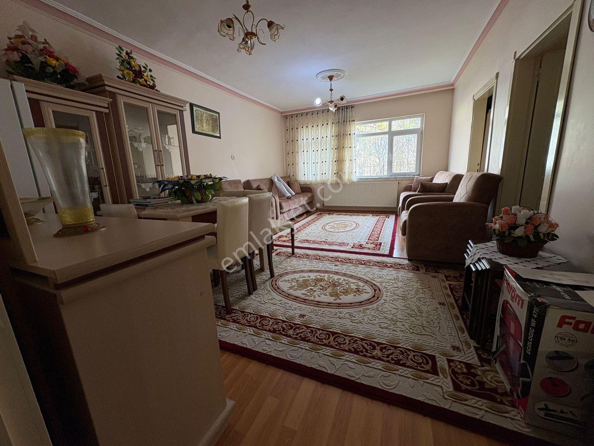 Yılmaz Gayrımenkul Den Şahane Daire Köşebaşı Caddeüzeri Yüksekg. 2580 Bomba Fırsat