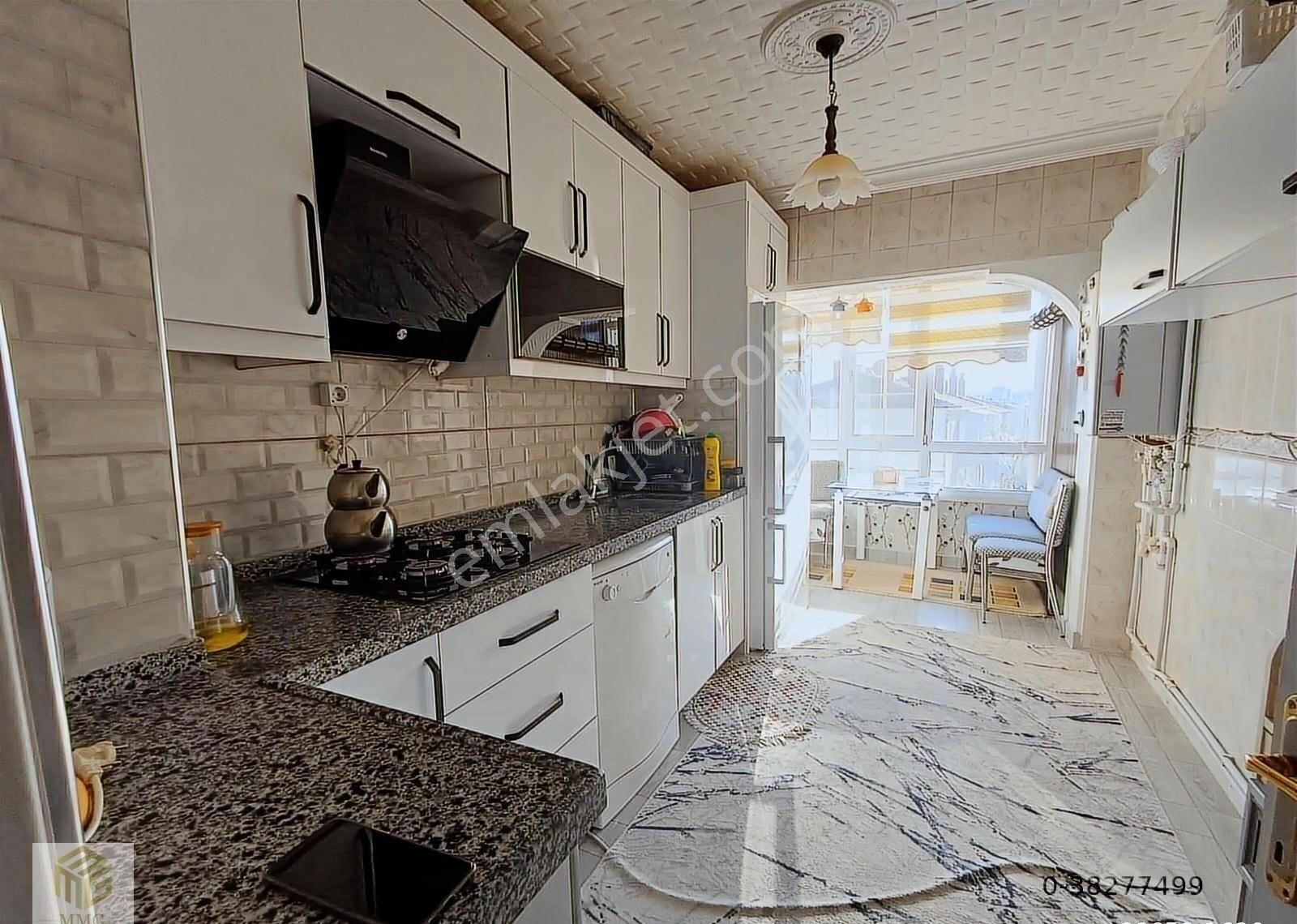 Mmg'den Gökçek Mah.'de Ara Katta Cadde Üzeri Yapılı Fırsat Daire