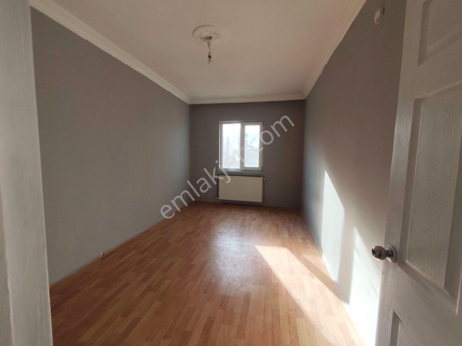 Yılmaz Gayrimenkulden Ara Kat Sincan Merkezde Kacırılmayacak 3+1 Fırsat Dairesi - Görsel 34