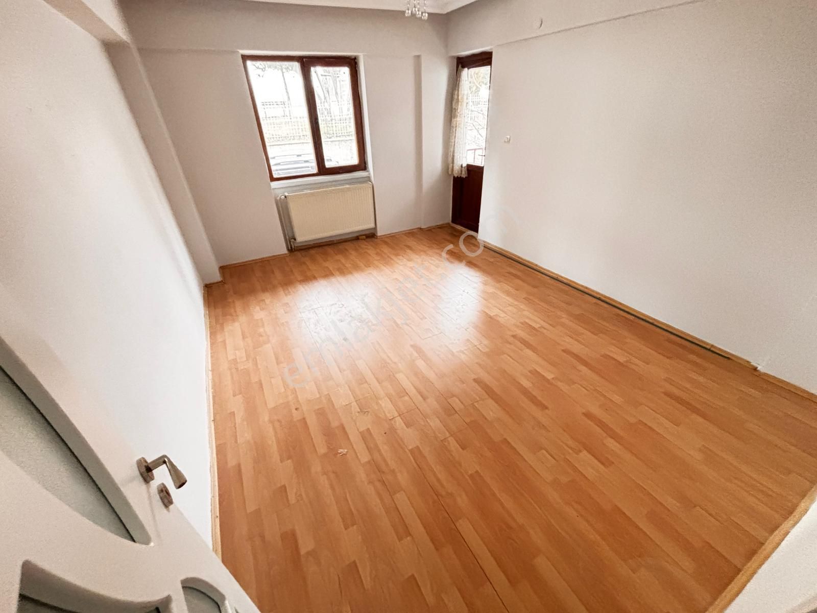 Yılmaz Gayrimenkul Den Andiçen Mah 3+1 Kat Konumunda Katta Tek Daire 130 M2 2.999 Pazarlıkl - Görsel 2