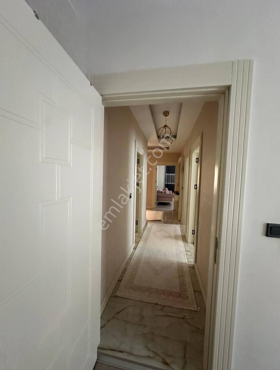 Yenibosna'da Sahibinden Kiralık 3+1 Daire ☑️ Açıklama Okuyun Lütfen - Görsel 9