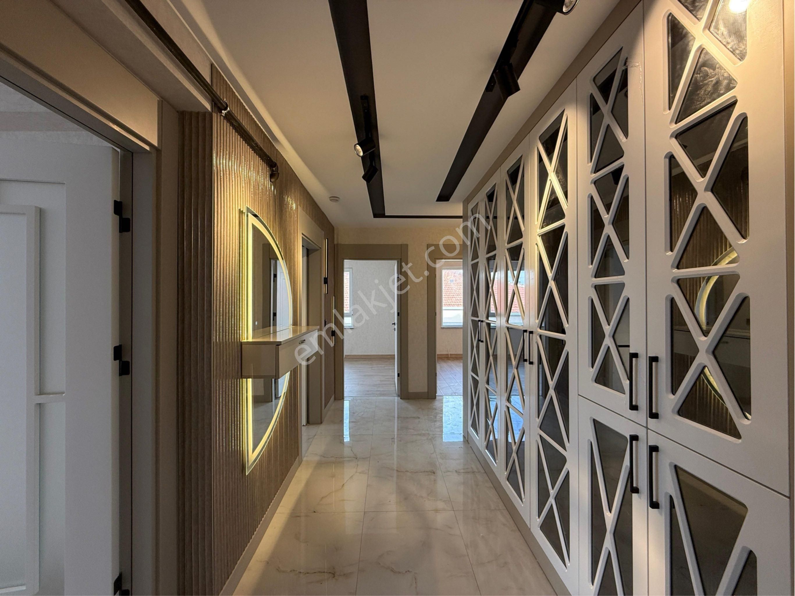 Karakaya Mah. Botanik Parkın Yanında Lüx Yapılı Sıfır Bina - Görsel 6