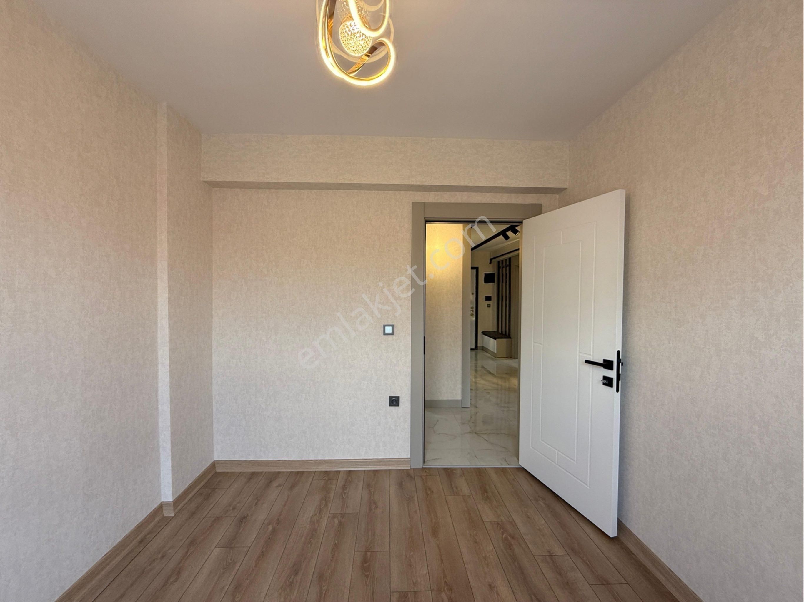 Karakaya Mah. Botanik Parkın Yanında Lüx Yapılı Sıfır Bina - Görsel 19