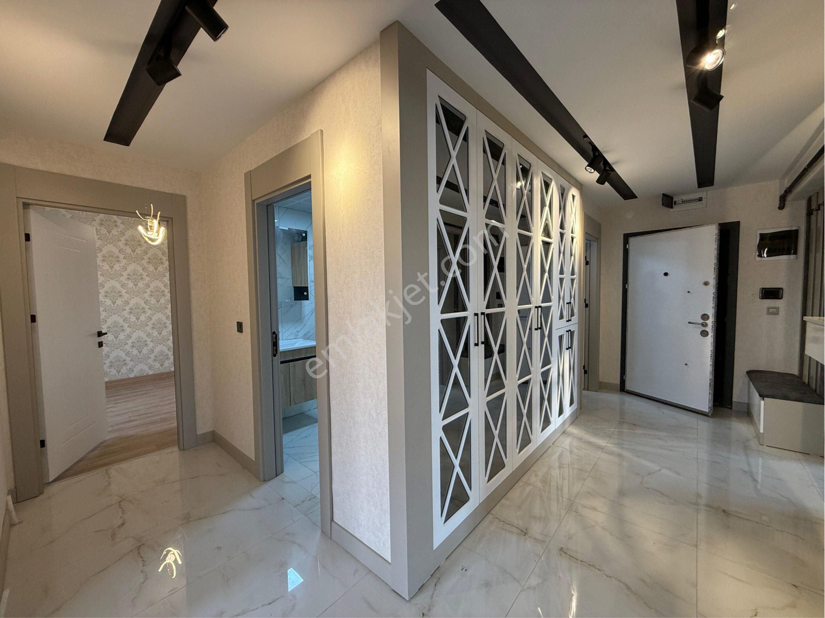 Karakaya Mah. Botanik Parkın Yanında Lüx Yapılı Sıfır Bina - Görsel 17