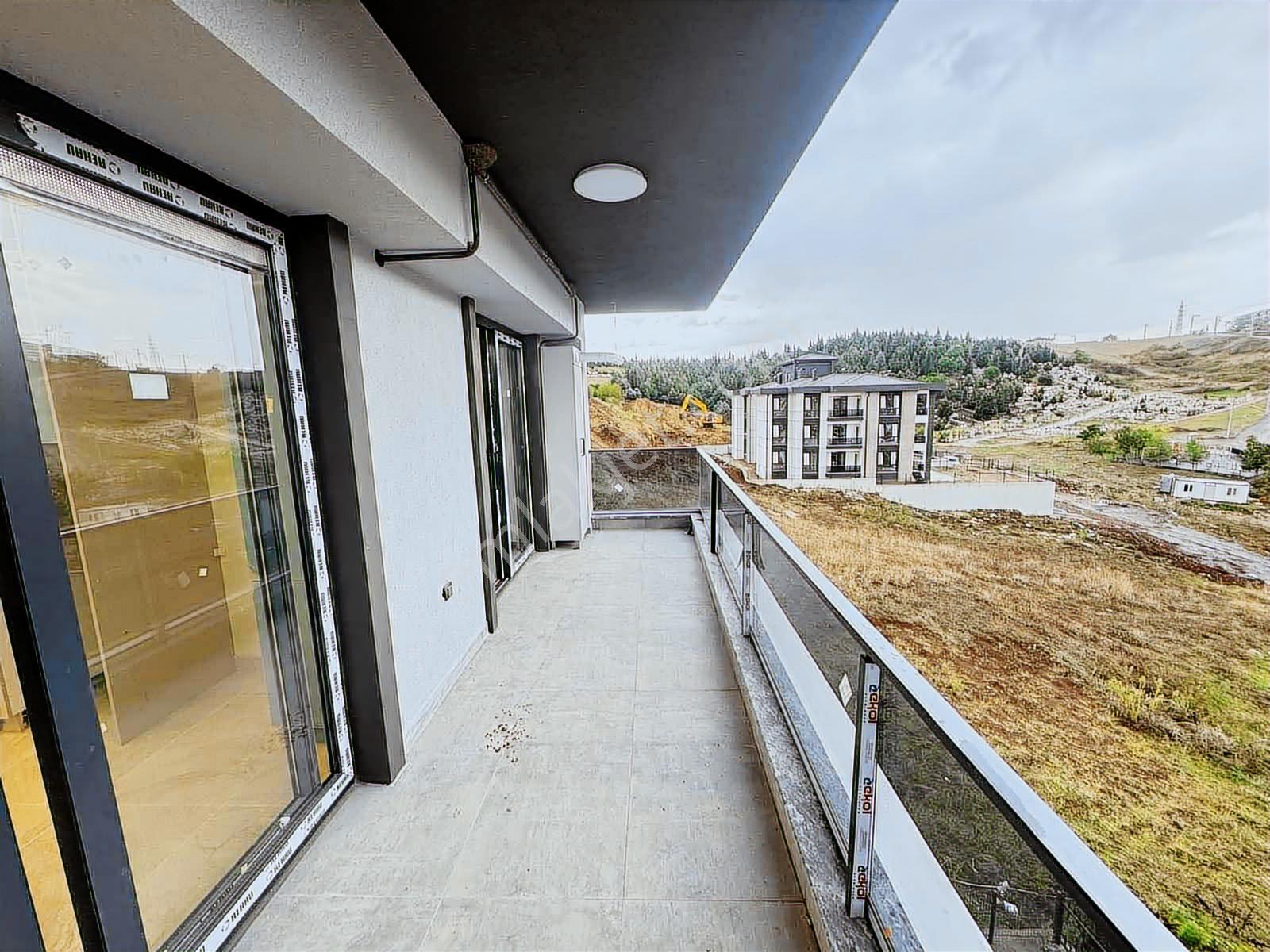 Serdivan İstiklal Mah.satılık 4+1 Kapalı Garajlı Lüks Daire - Görsel 32