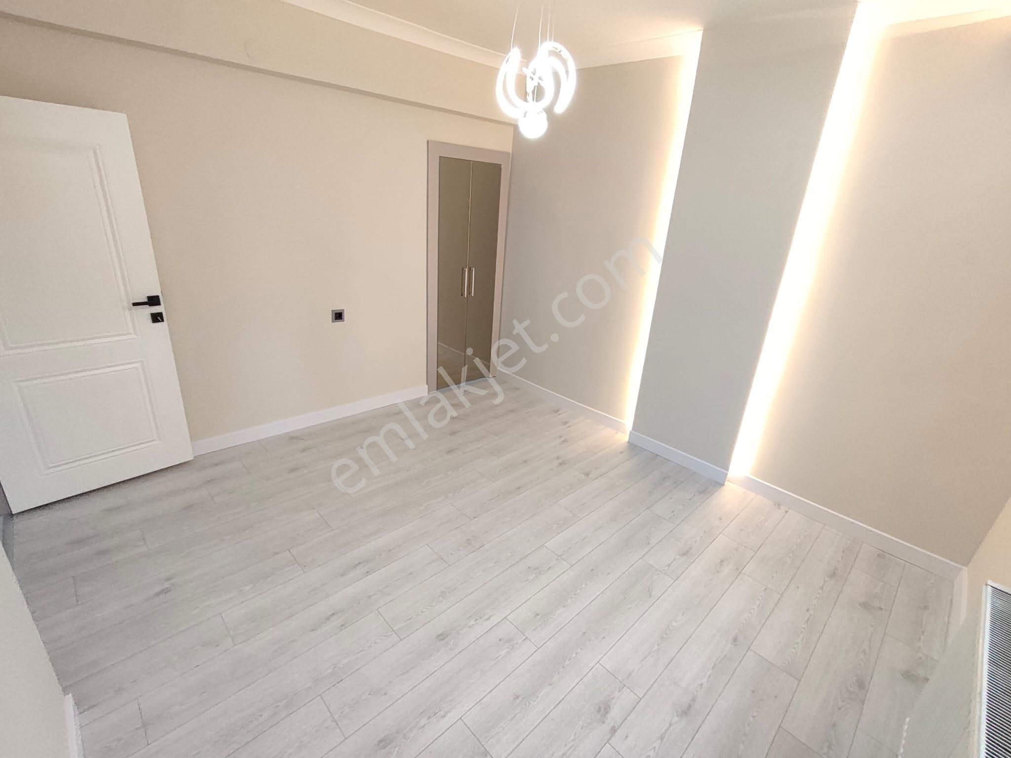 Yılmaz Gayrimenkulden Ultra Lüks Ful Şahane Yapı Kacırılmayacak 3+1 Fırsat Dairesi - Görsel 13