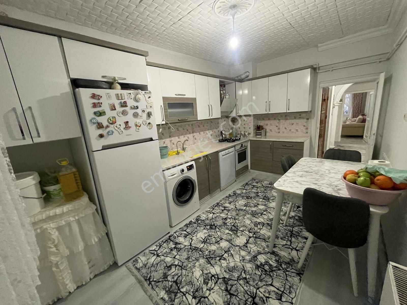 Başar Gayrimenkul Den Kökçüoğlu Mah. 3+1 Asansörlü Fırsat Daire