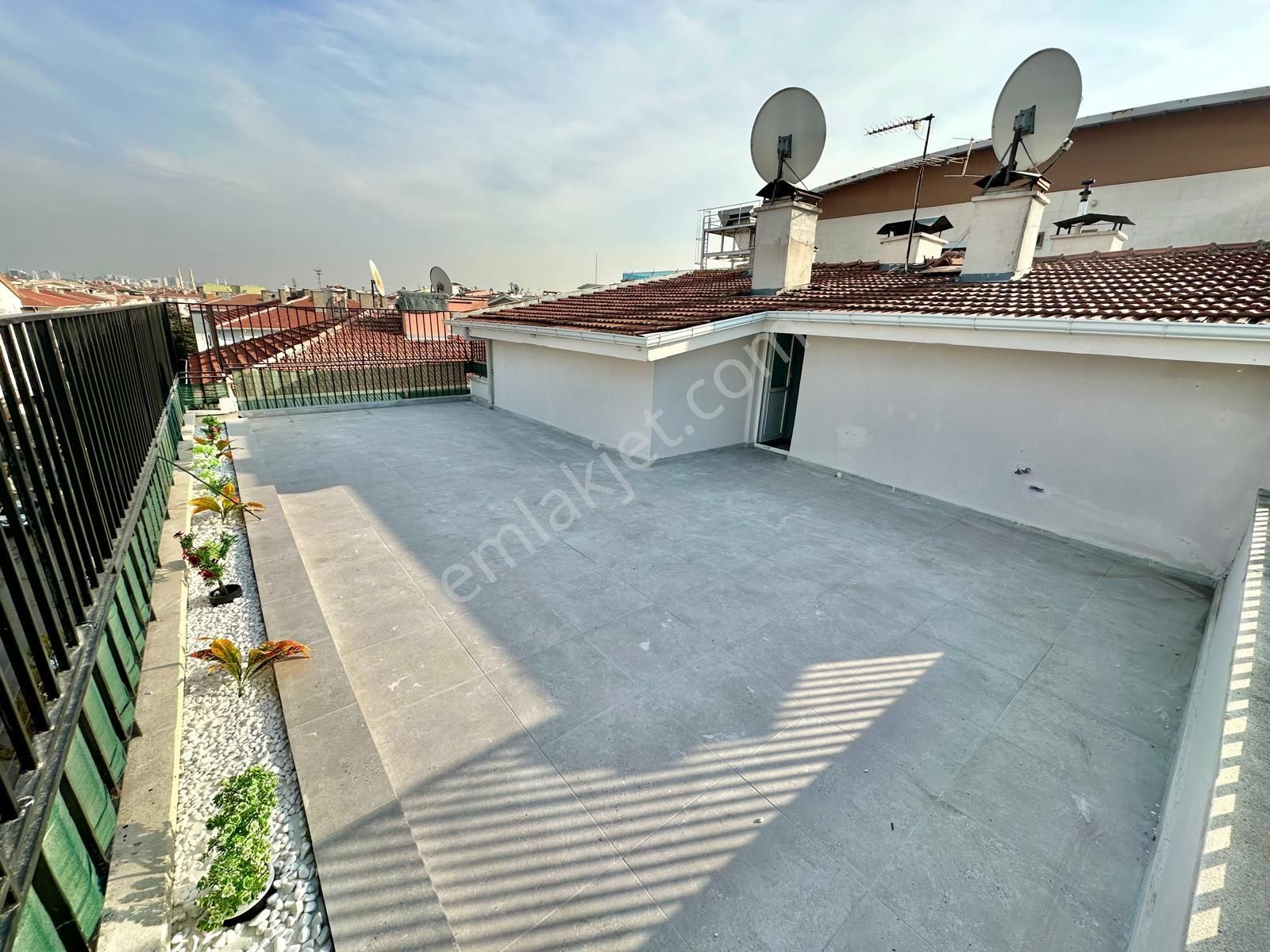 Yılmaz Gayrimenkulden Kacırılmayacak Teras Ful Yapılı Şahane Daire 4+1 Fırsat Dairesi - Görsel 17