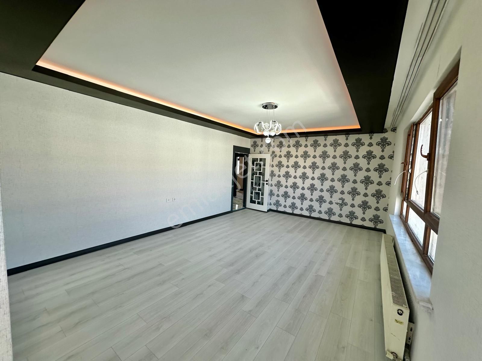 Yılmaz Gayrimenkulden Kacırılmayacak Teras Ful Yapılı Şahane Daire 4+1 Fırsat Dairesi - Görsel 19