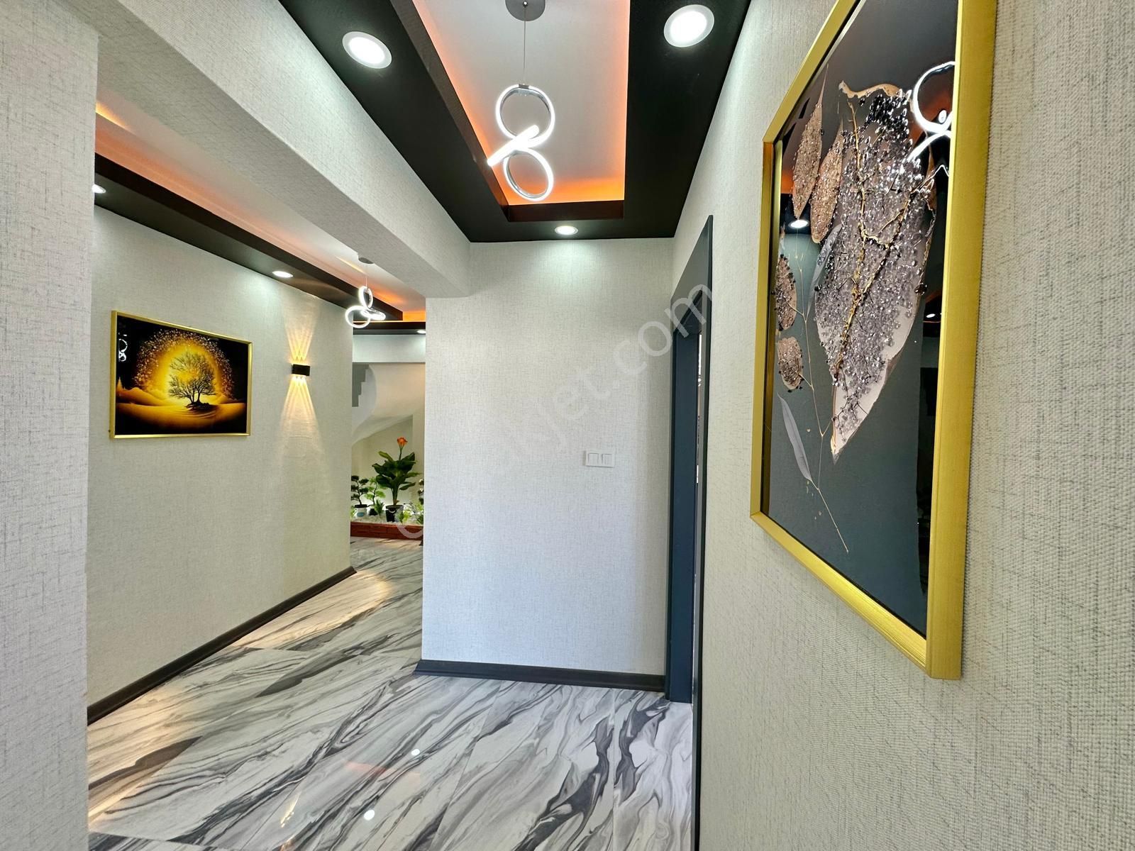 Yılmaz Gayrimenkulden Kacırılmayacak Teras Ful Yapılı Şahane Daire 4+1 Fırsat Dairesi - Görsel 3