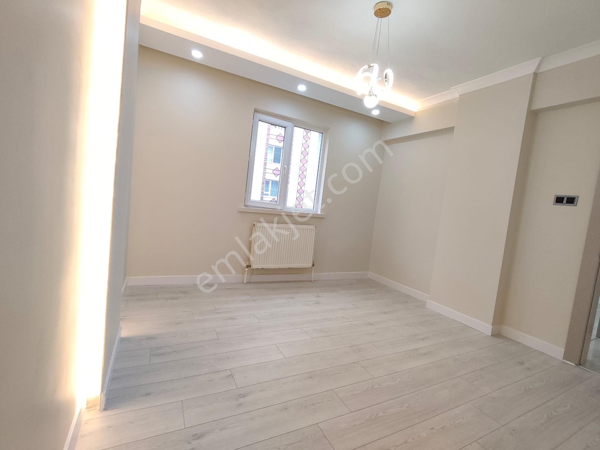 Yılmaz Gayrimenkul Den Mareşal Çakmak Mah 3+1 Arakat Lüx Yapılı 3. Banyolu 4.595 Pazarlıklı - Görsel 13