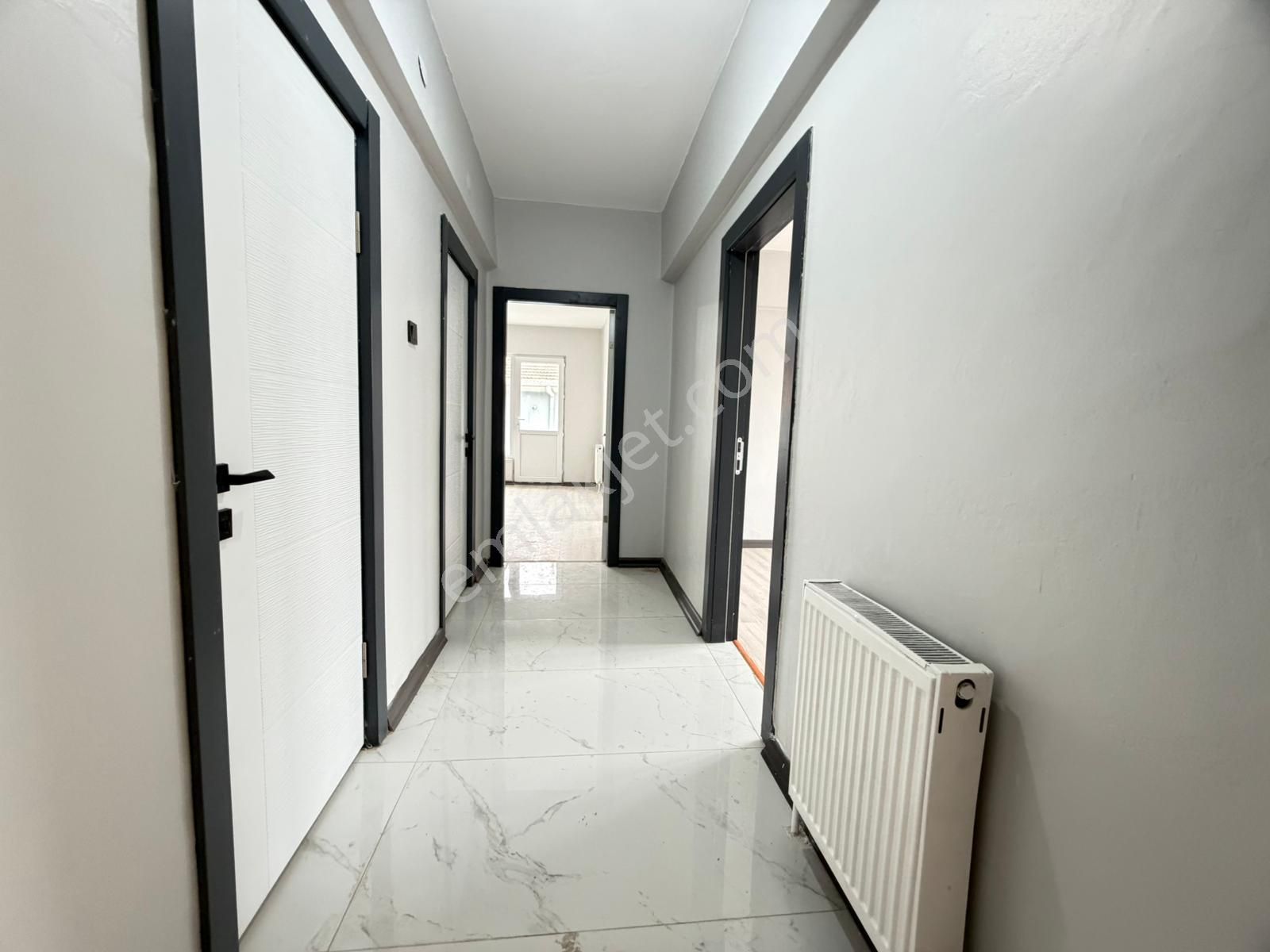 Kariyer'den Kalaba'da Cadde Yakını Katta Lüx Yapılı 3+1 Fırsat Daire - Görsel 10