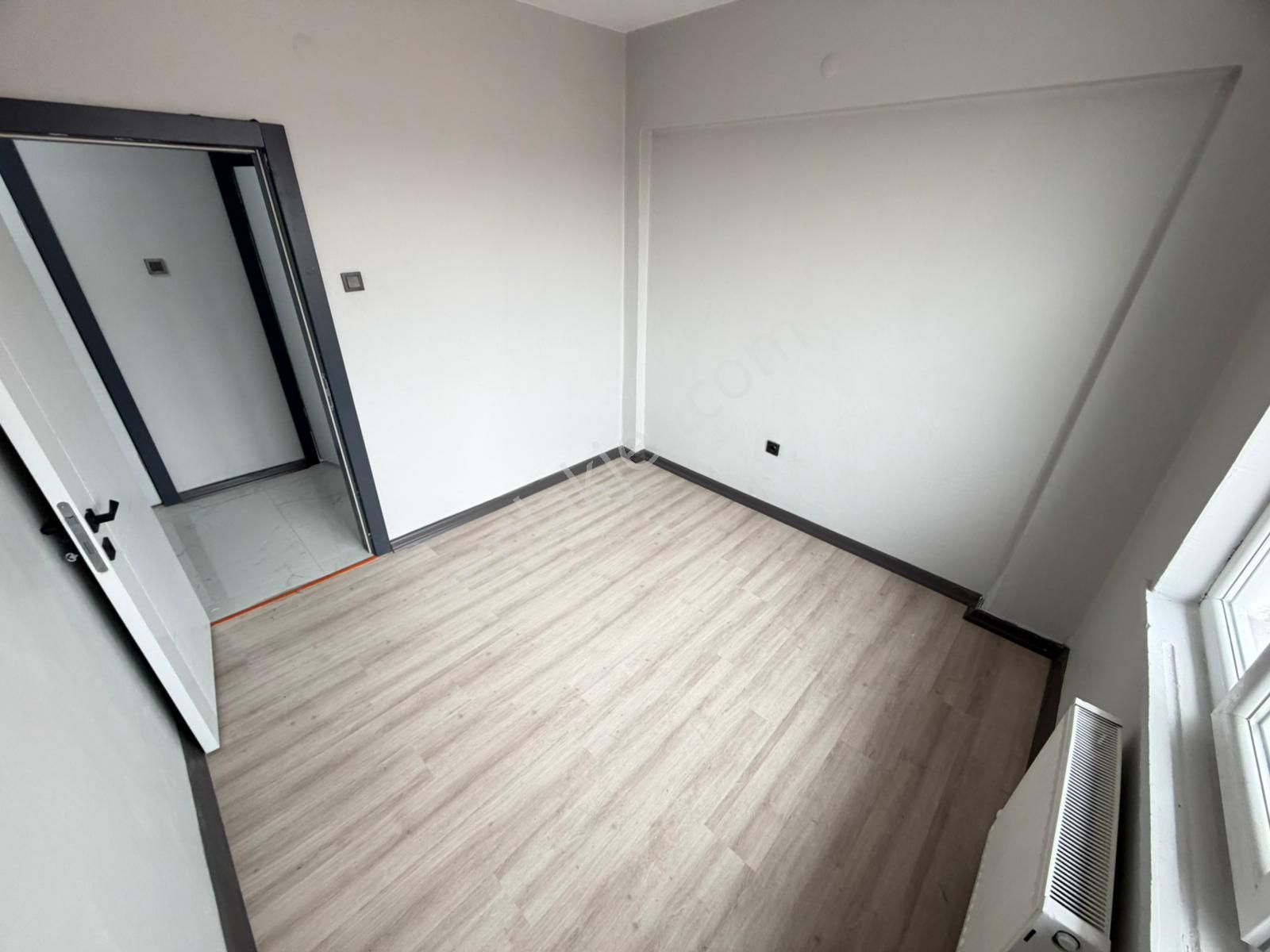 Kariyer'den Kalaba'da Cadde Yakını Katta Lüx Yapılı 3+1 Fırsat Daire - Görsel 6