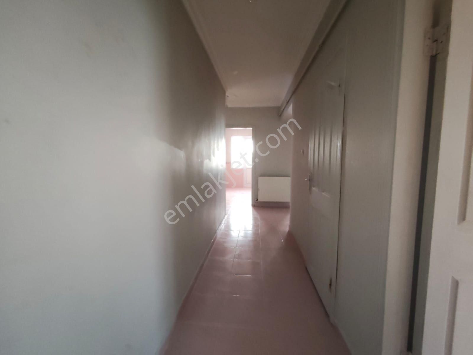 Yılmaz Gayrimenkulden Arakat Oncepe Cadeuzerı Kacırılmayacak 3+1 Fırsat Dairesi - Görsel 18