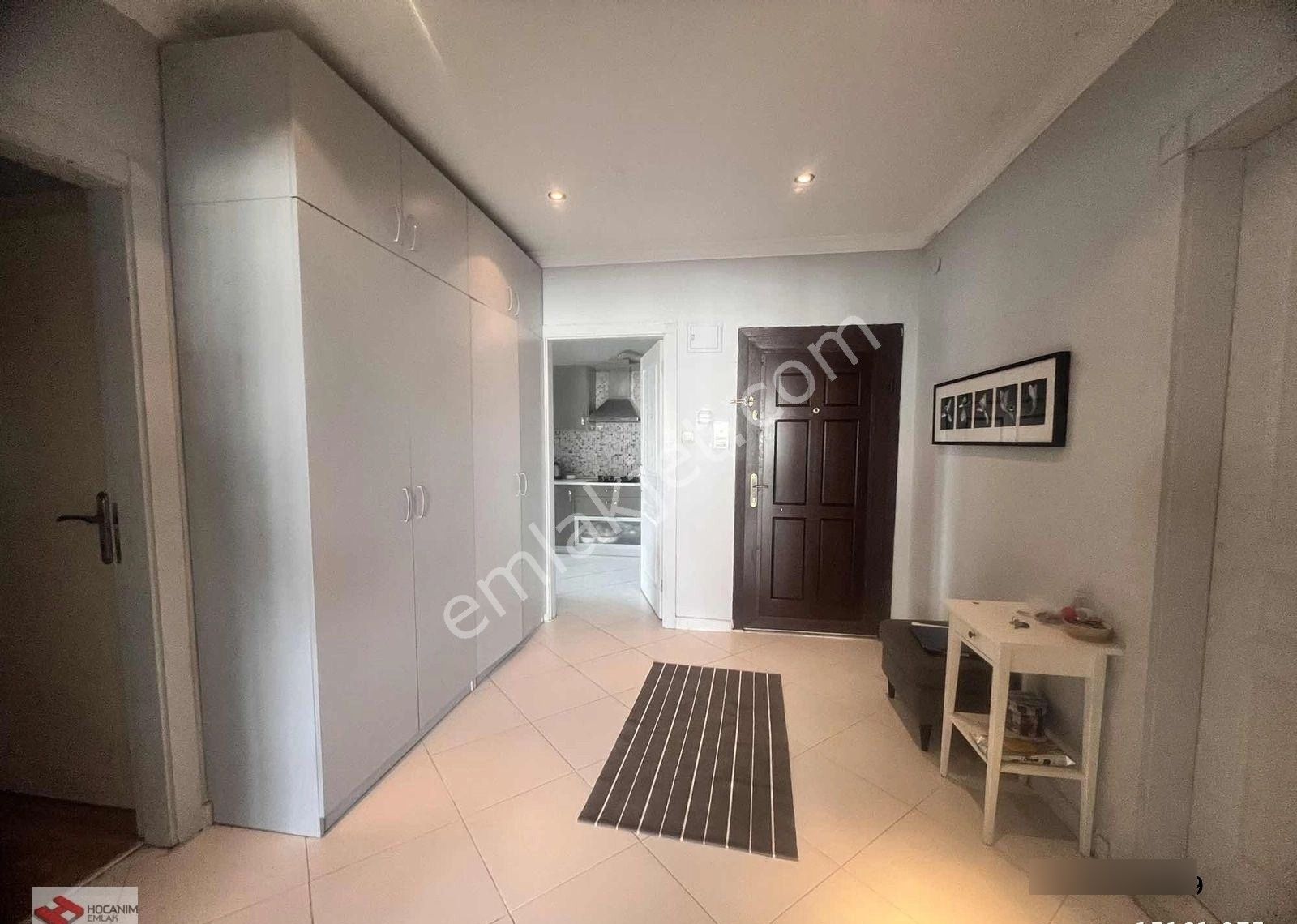 Görkem Sitesinde Manzaralı Otoparklı 3+1+kilerli - Görsel 21