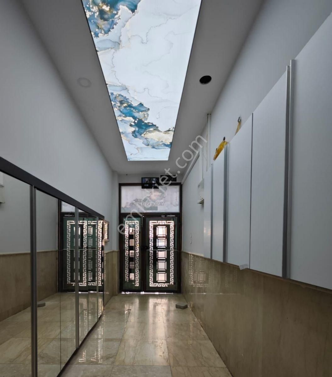 Cumhuriyet Mahallesi'nde Kiralık Geniş 1+1 - Görsel 5