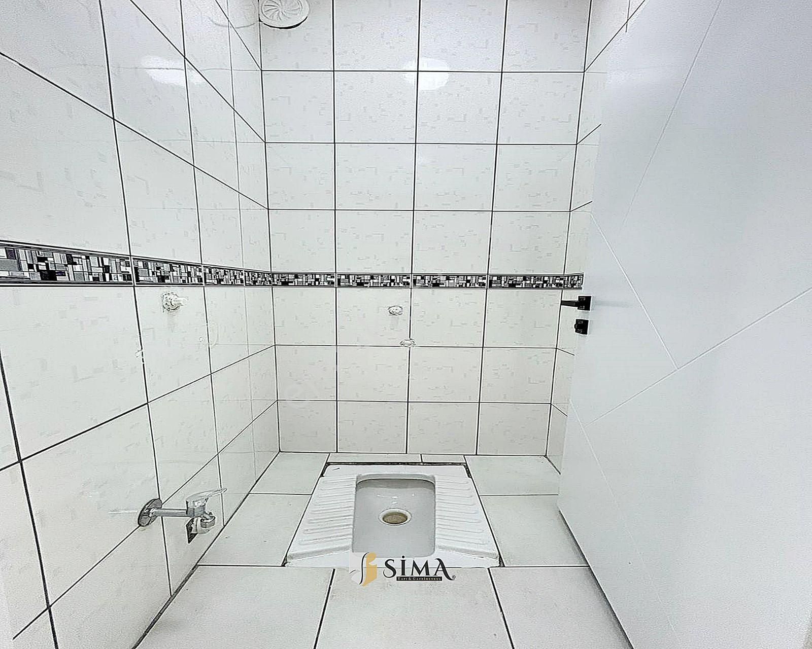 Metrobüsün Dibinde Giriş Kat Seviyesinde Dekorlu 2+1 Satılık Daire - Görsel 9